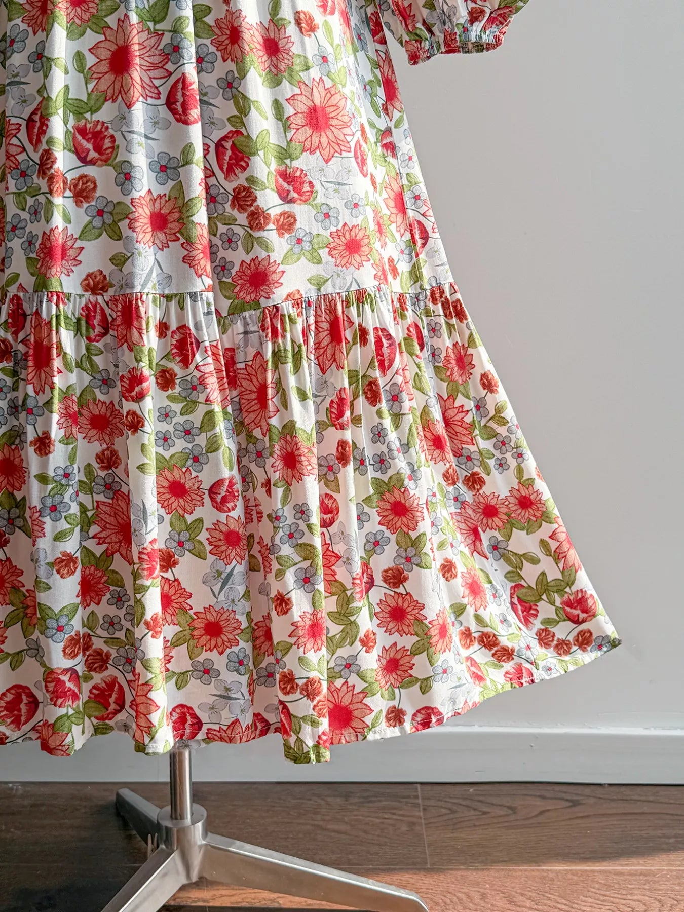 Floral Print V-Neck Bohemian Midi Dress