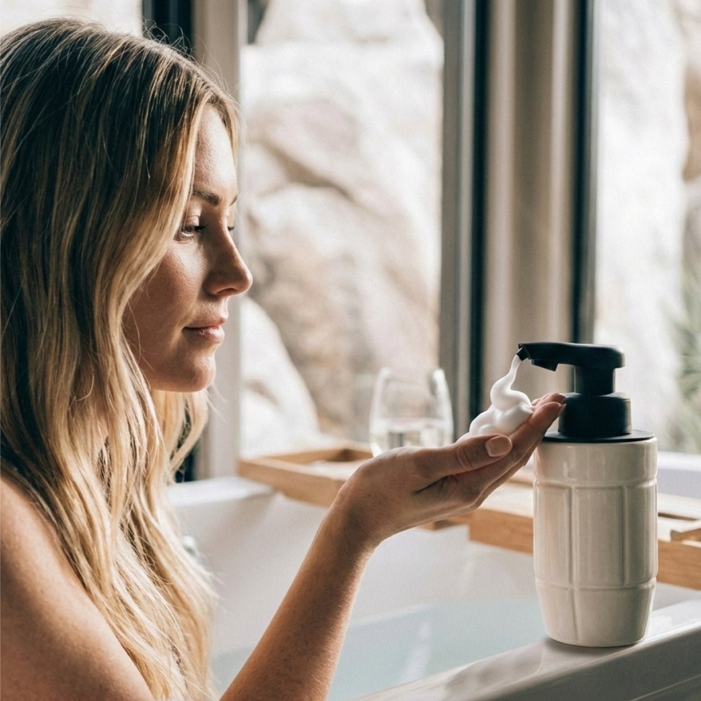 BosilunLife Eco-Brutalism Automatic Foaming Soap Dispenser Recycled Eco-Clay - Overture Gifts
