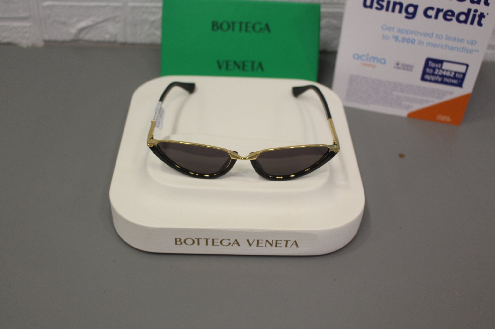 Bottega Veneta BV1346S Sunglasses – Unisex Luxury Eyewear - Overture Gifts