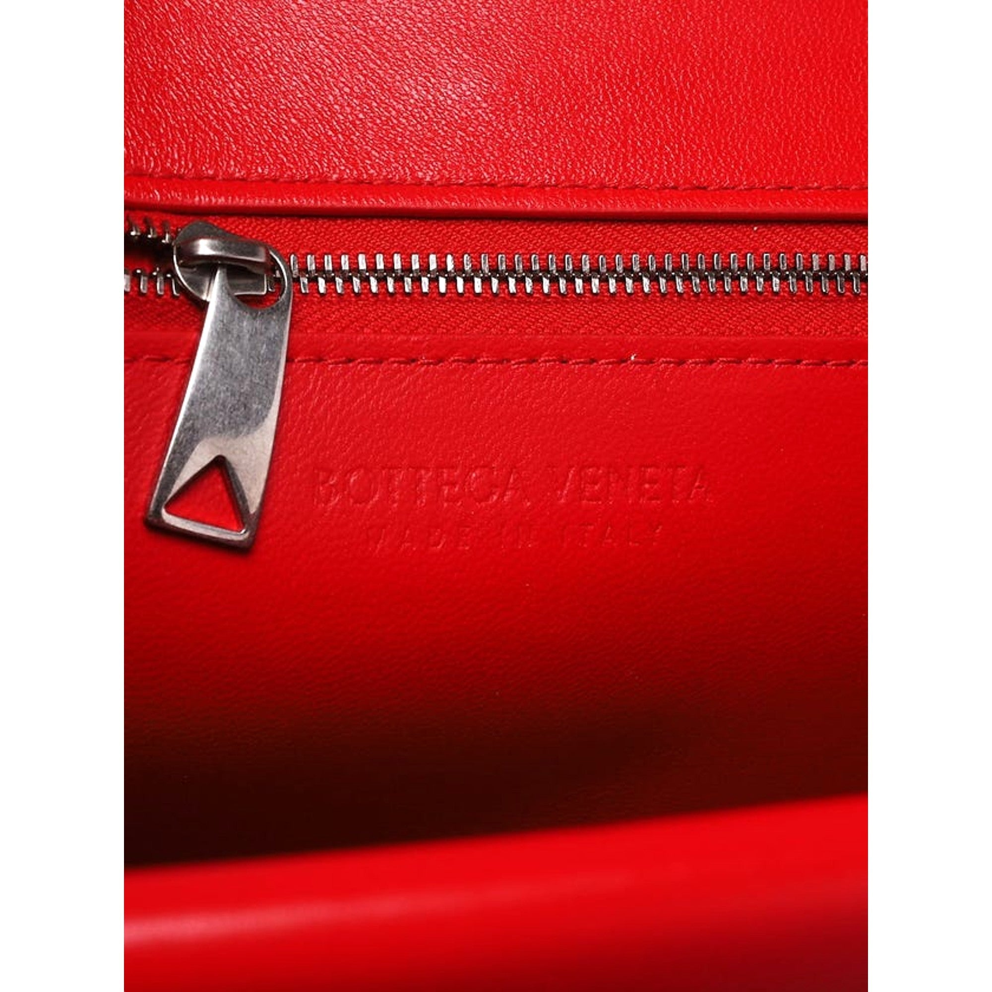 Bottega Veneta The Clip Chili Red Calfskin Leather Shoulder Crossbody Bag