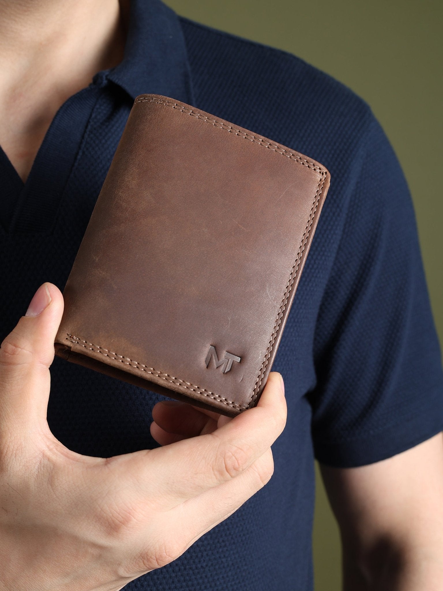 Buffalo Leather Men's Wallet - Vertical - Overture Gifts