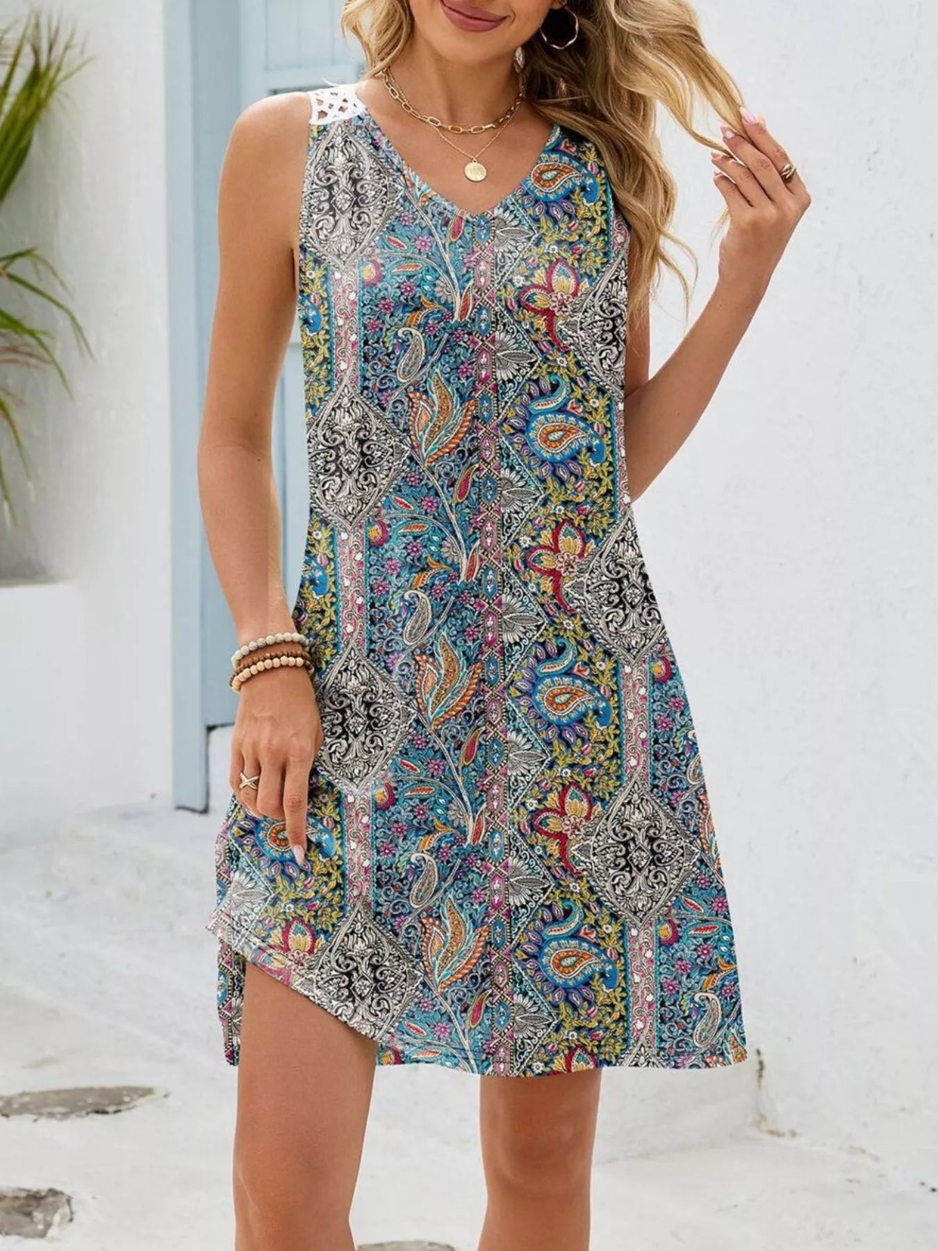 Floral Print V-Neck Crochet Back Mini Dress