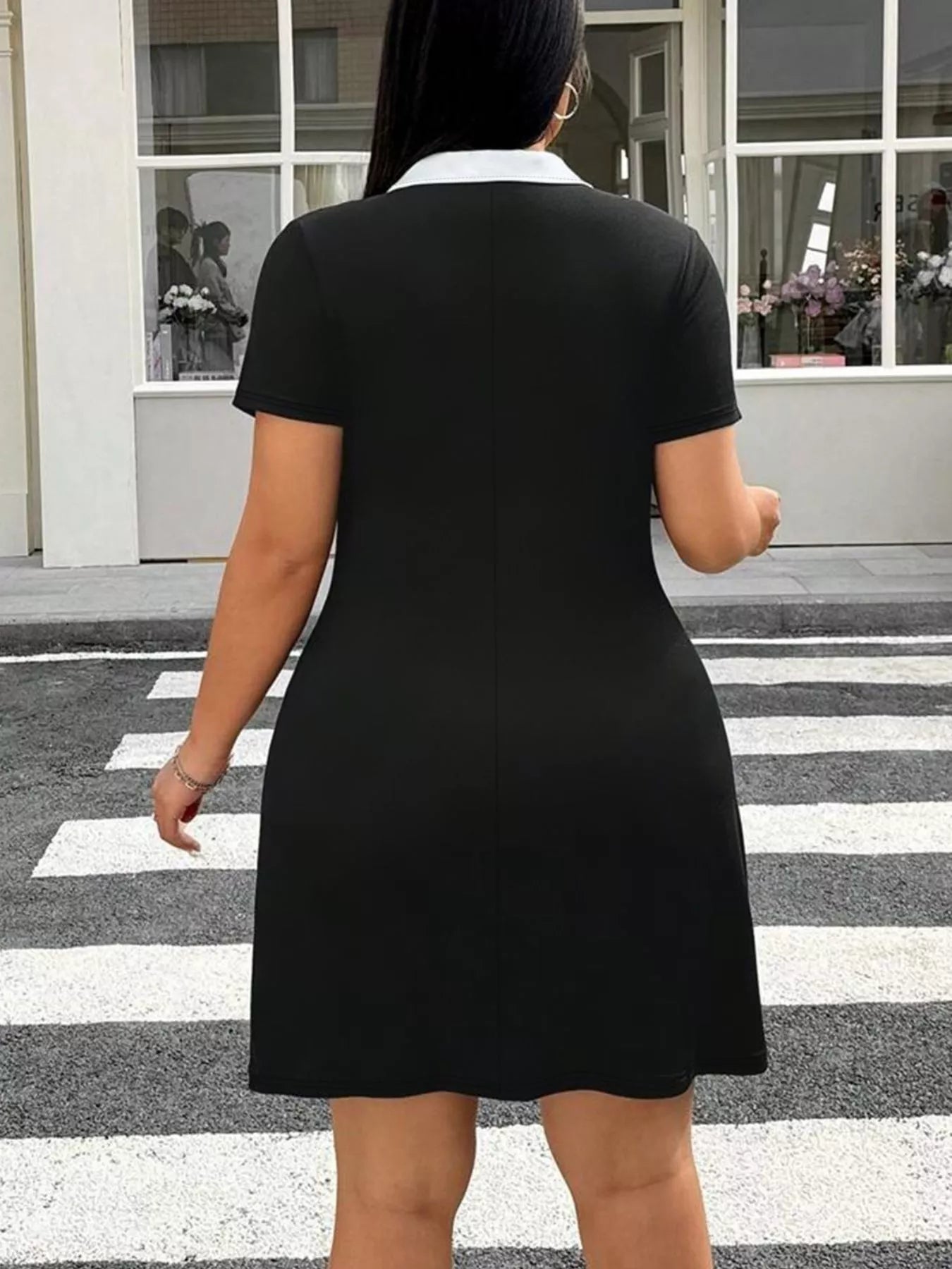 Plus Size Contrast Collar Bodycon Mini Dress