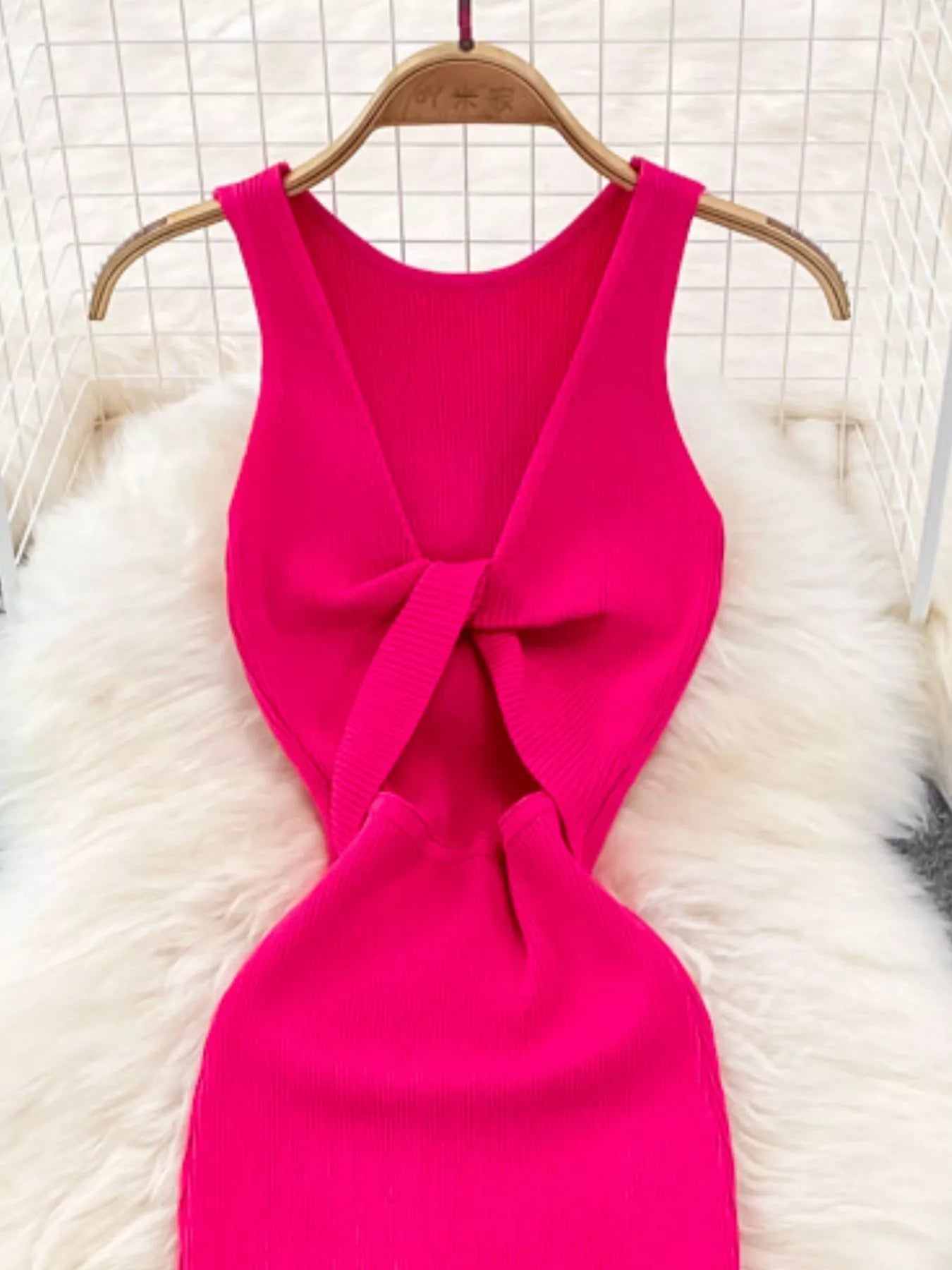 Knot Back Sleeveless Knit Bodycon Midi Dres