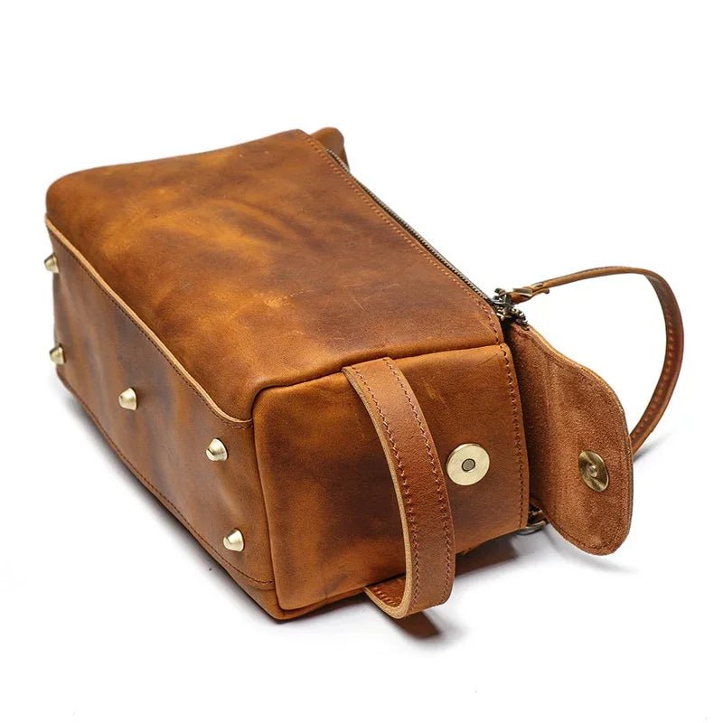 Dado Leather Dopp Kit | Handmade Leather Toiletry Bag - Overture Gifts