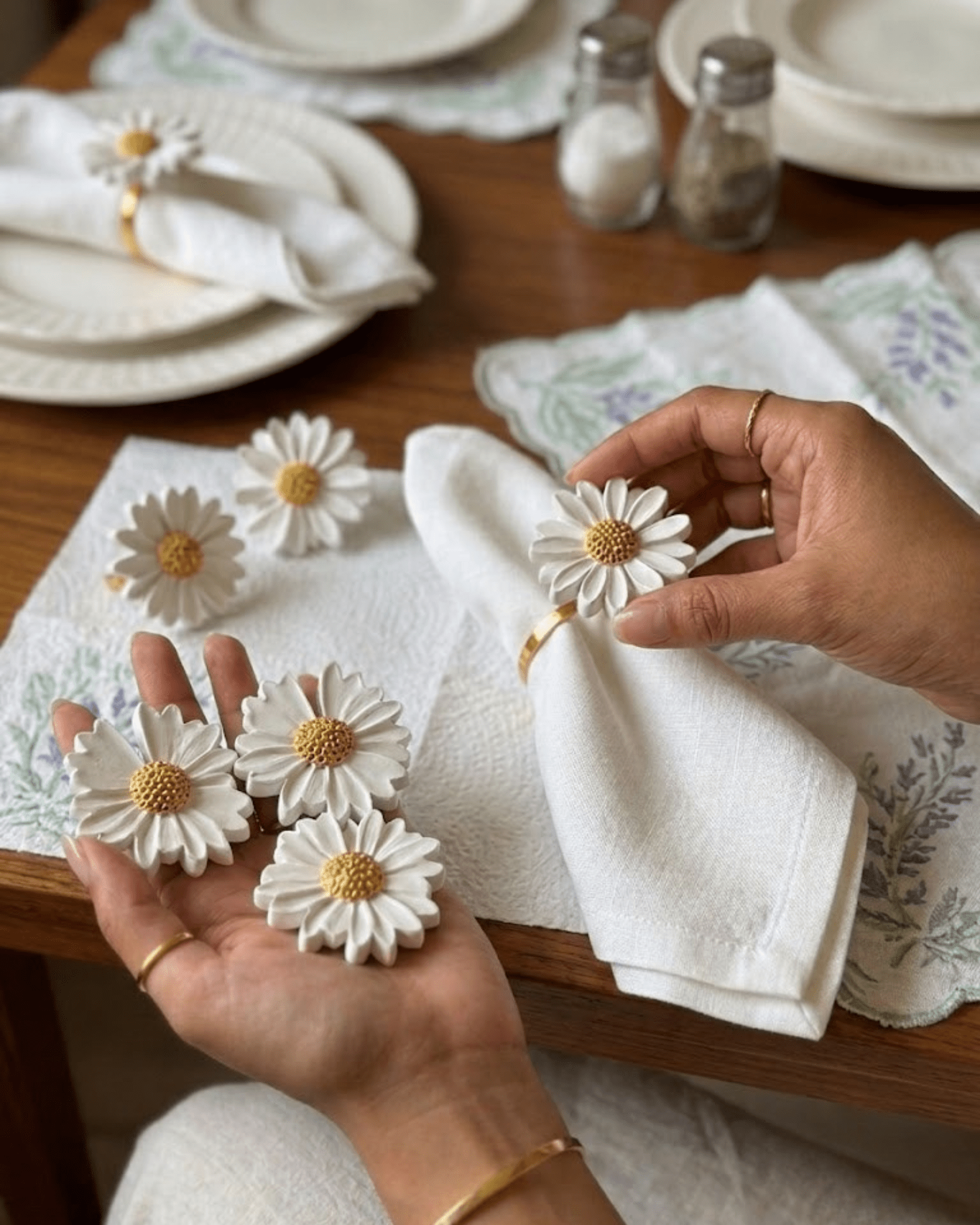 Daisy Sculptures - Overture Gifts