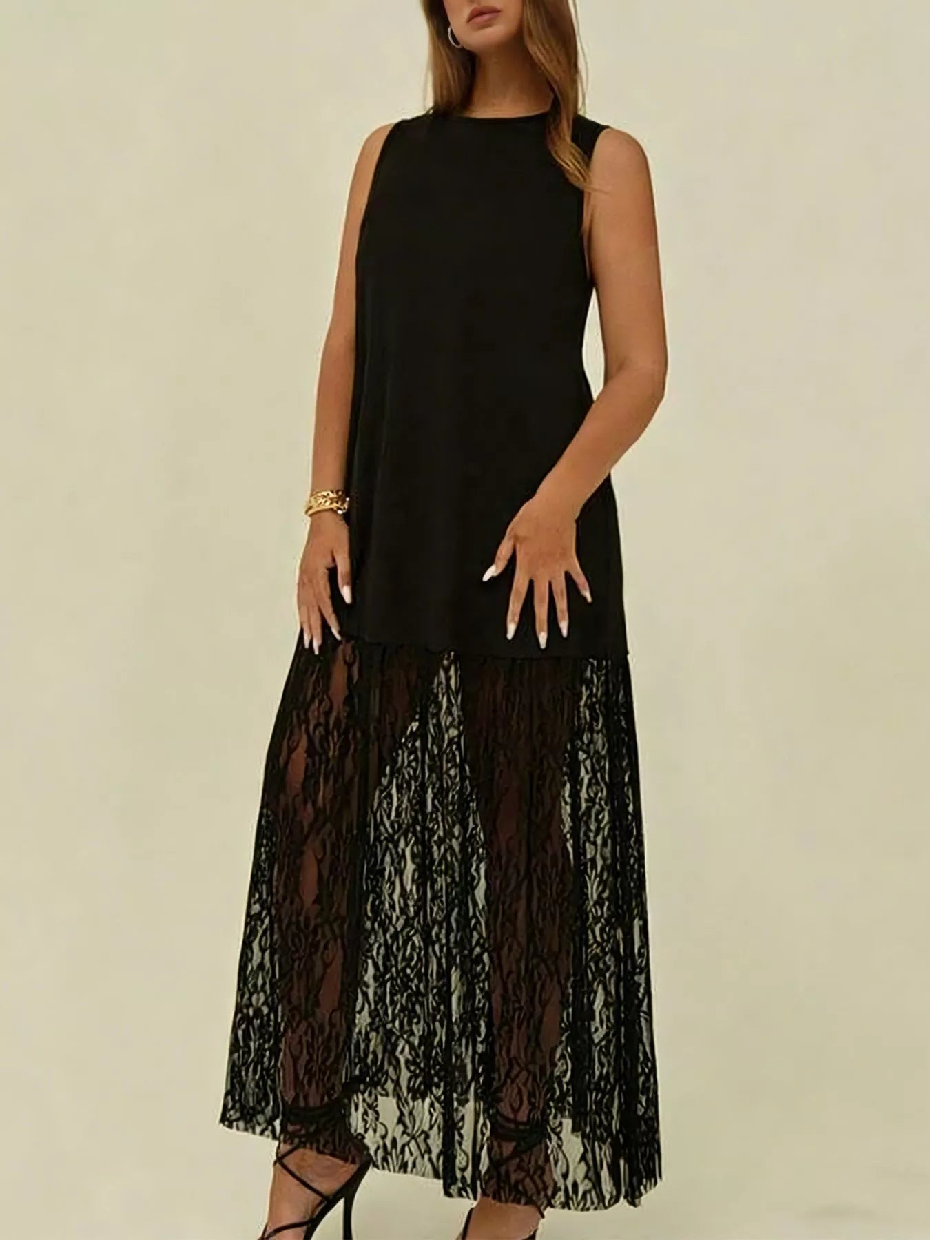 Plus Size Sleeveless Lace Trim Maxi Dress