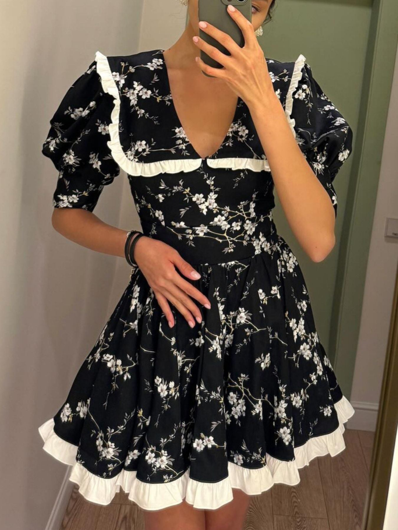 Floral Print Puff Sleeve Mini Dress