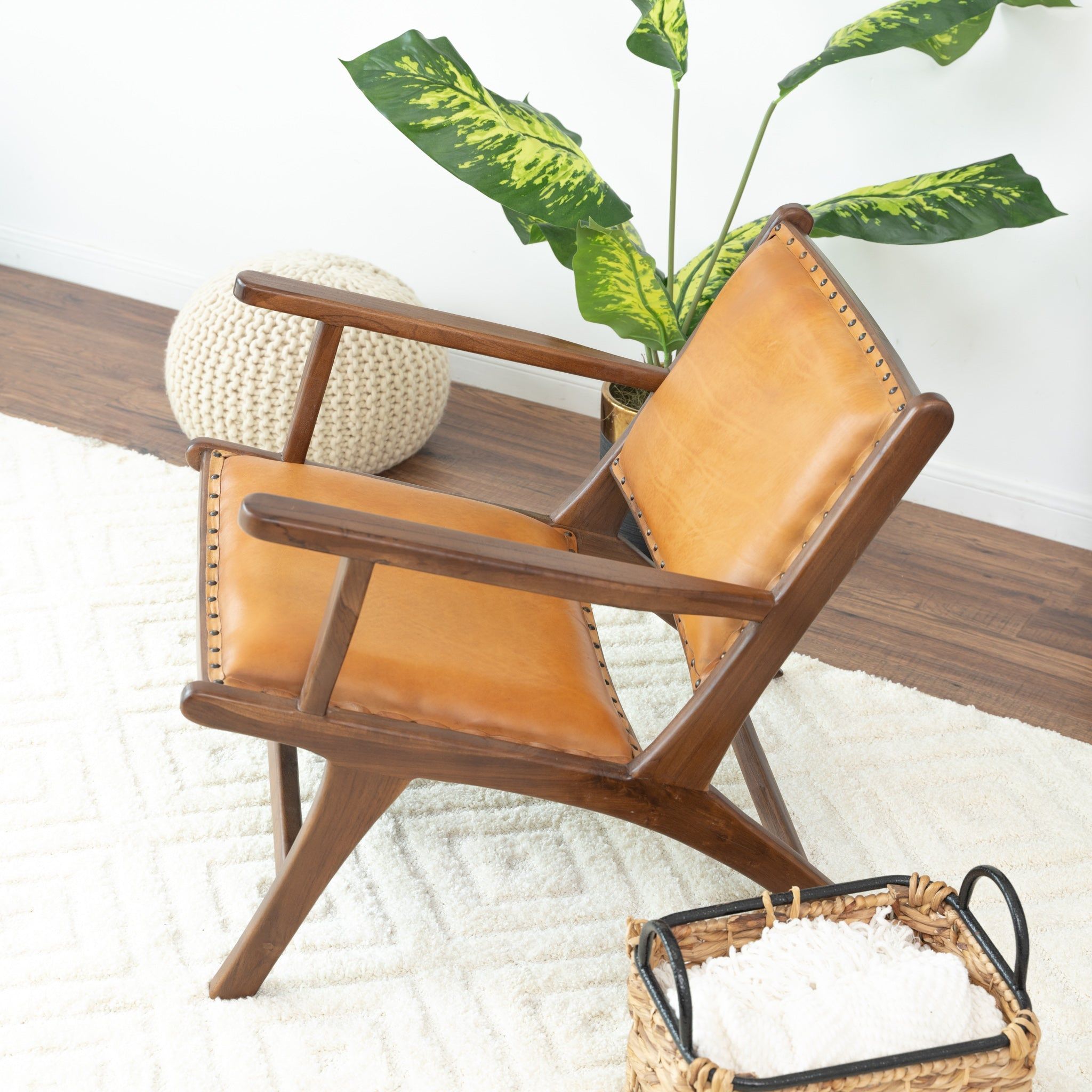 Daniel - Arm Chair - Brown / Tan