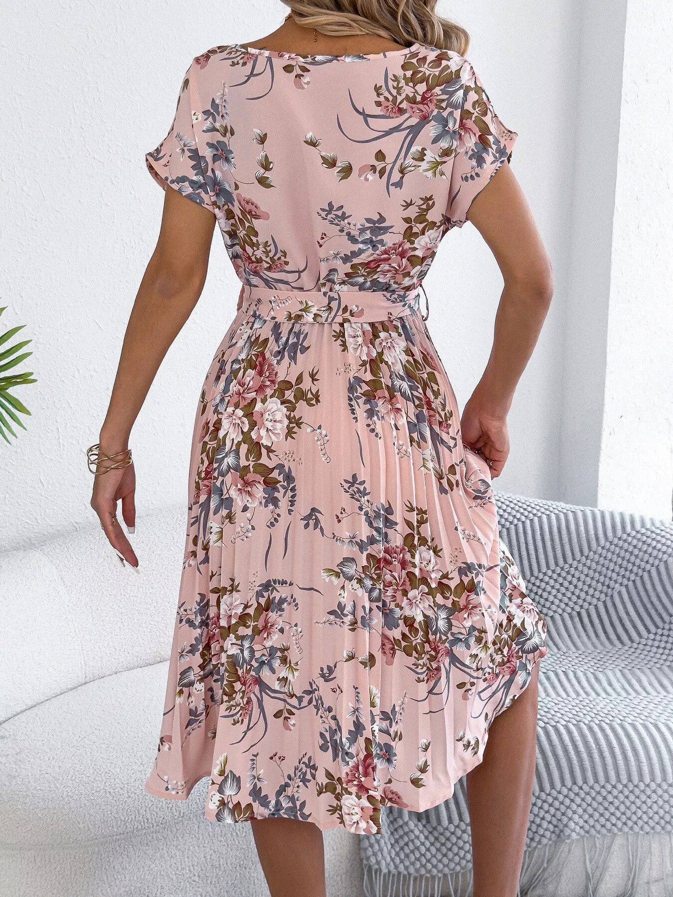 Floral Print Pleated A-Line Midi Dress