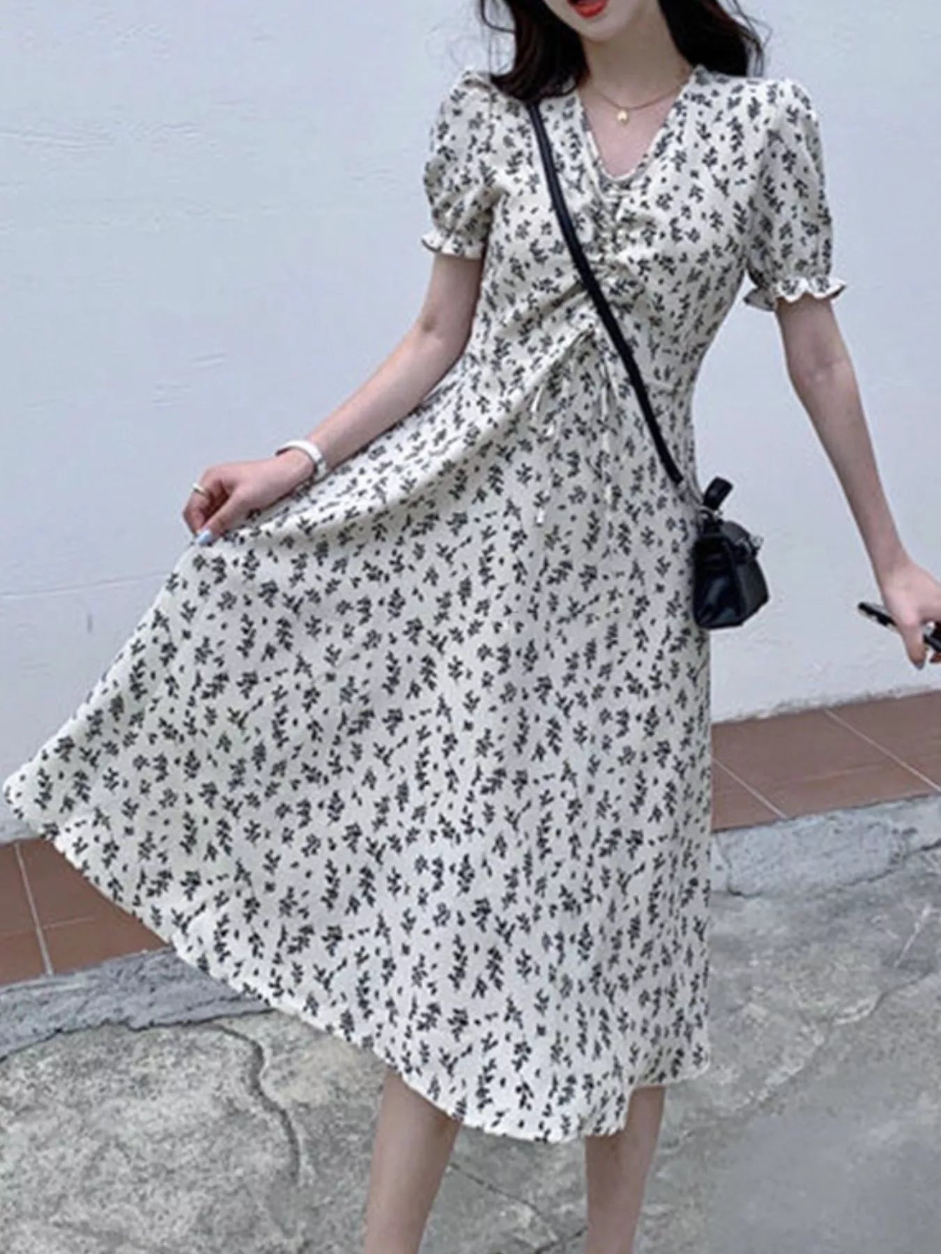 Floral Print Puff Sleeve Midi Dress