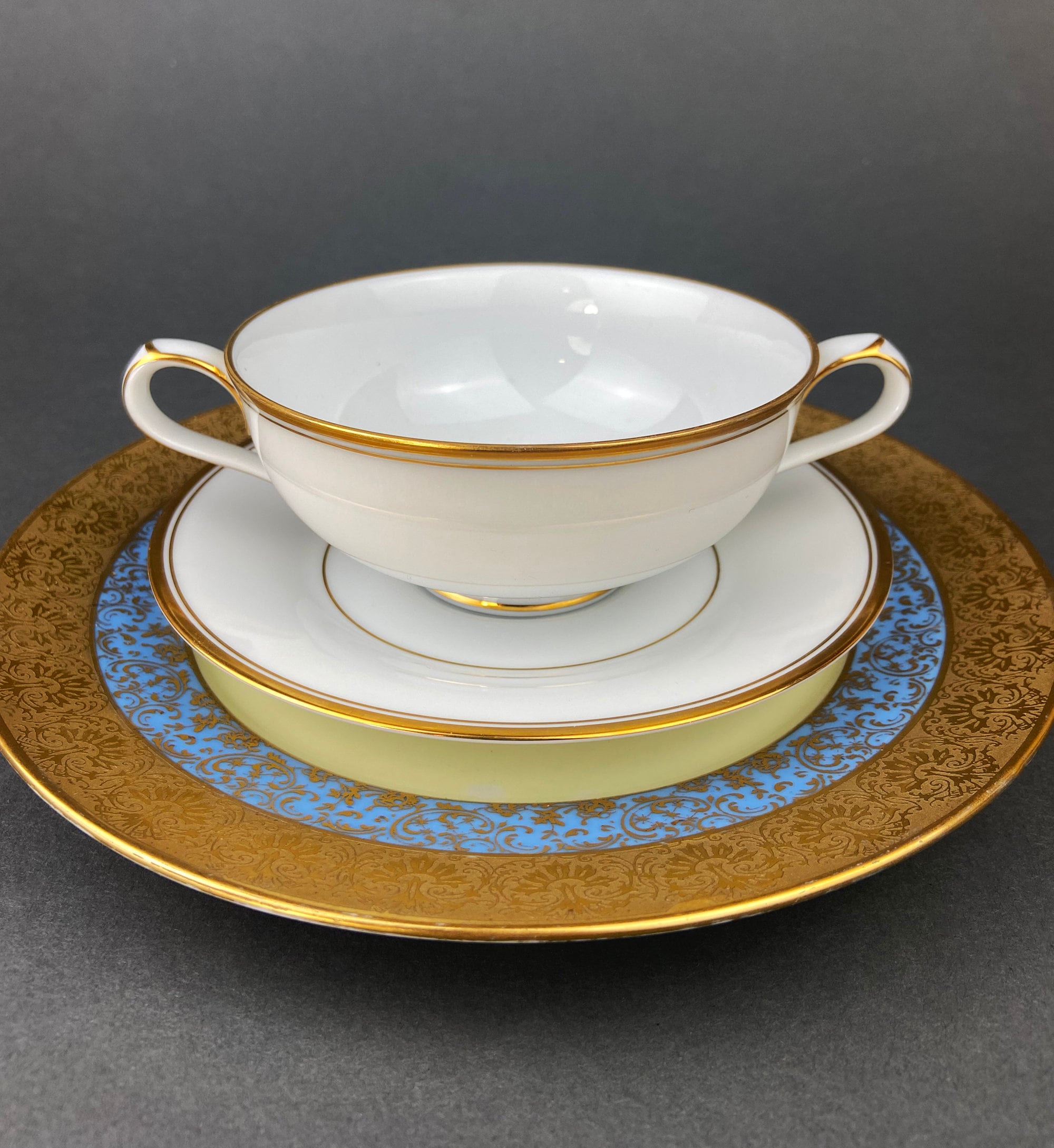 Vintage Cups and Saucers by Syracuse China. Governor Clinton Pattern. Set of 5 Tea Cups Made in USA.