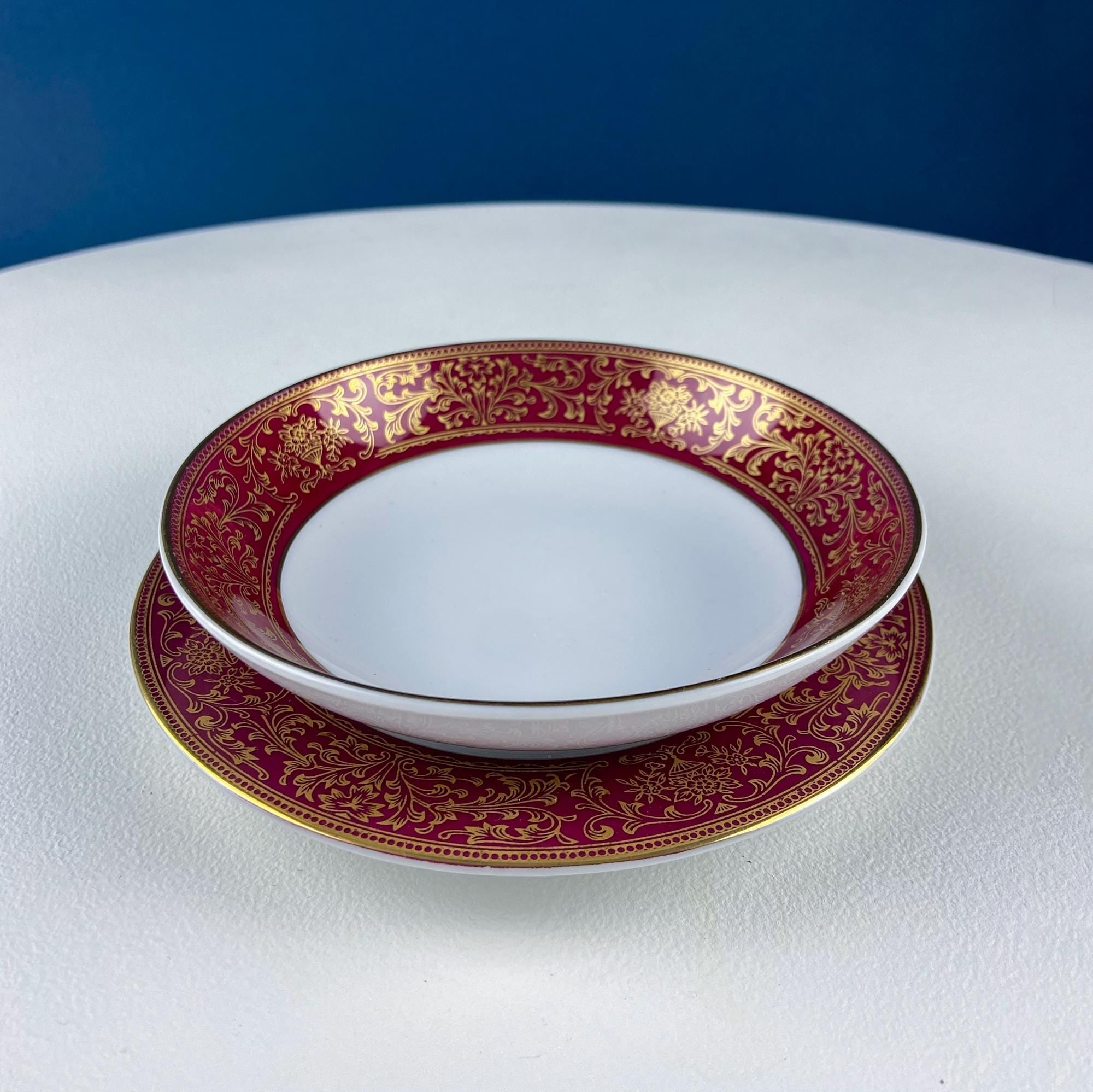 Red & Gold Salad or Dessert Plates with Matching Berry Bowls. Floral Motif. Harmony House. Set of 6. Dining Rm Decor. Holiday Table Decor.
