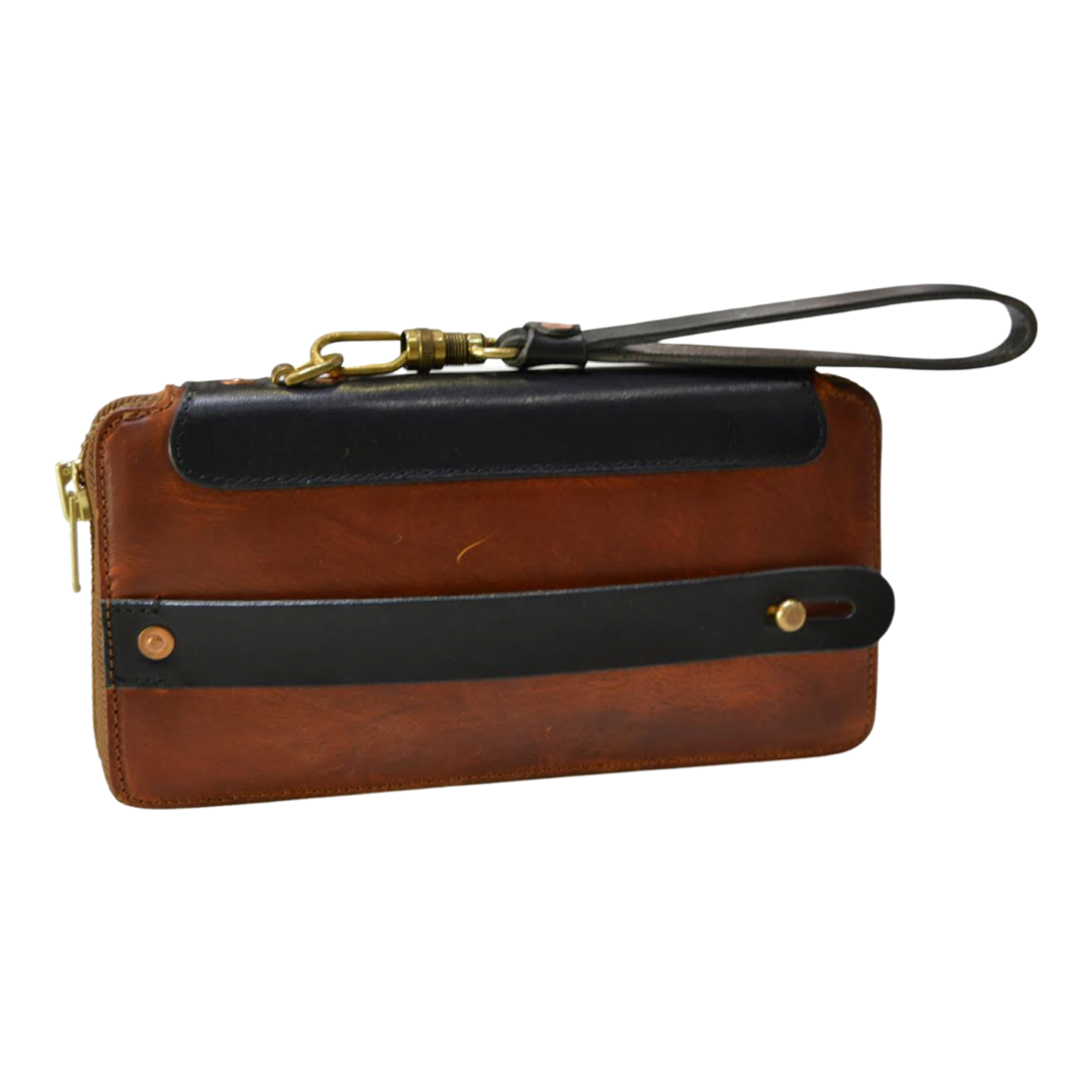 Lizzy Wristlet with Passport Holder