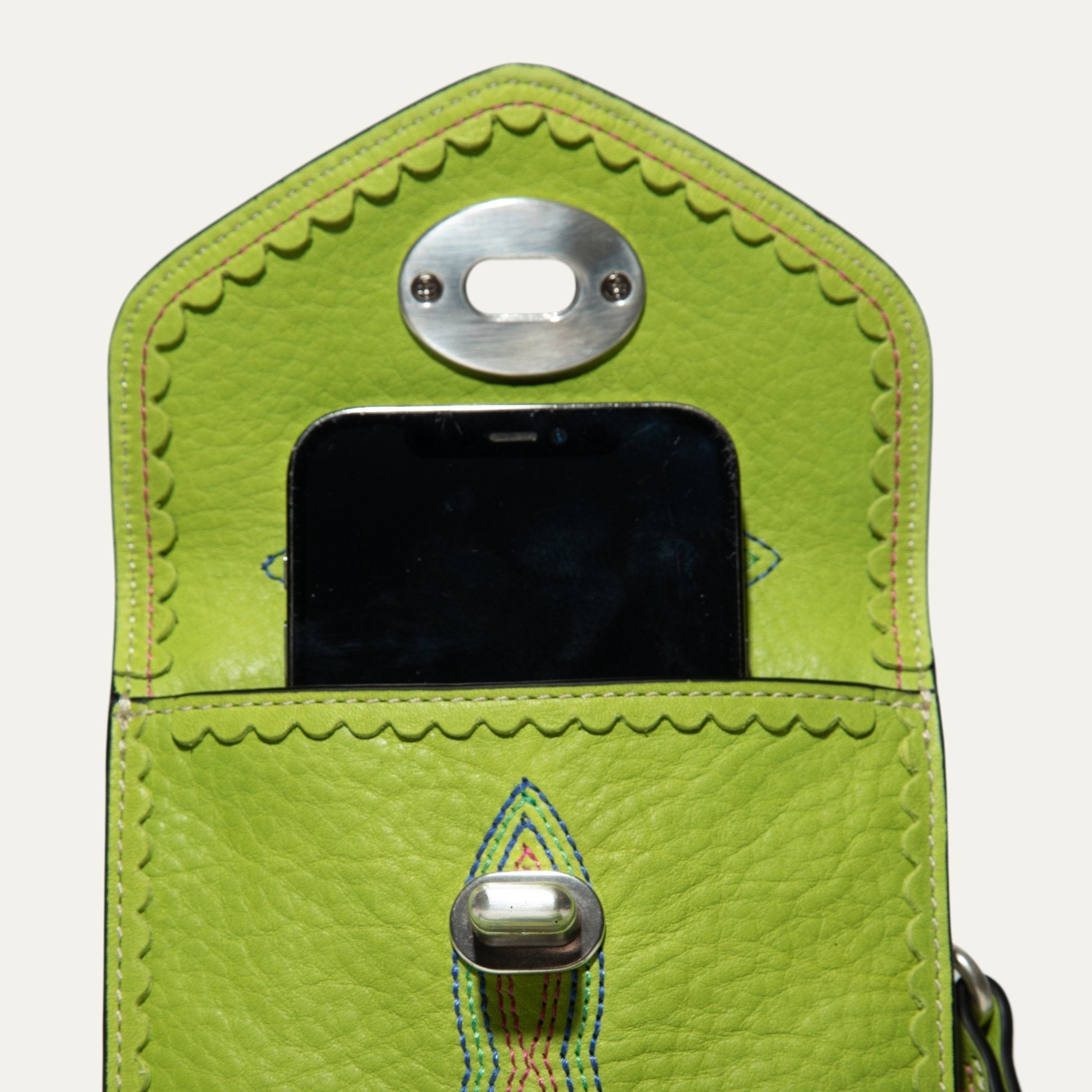 LASSO PHONE CROSSBODY - Overture Gifts