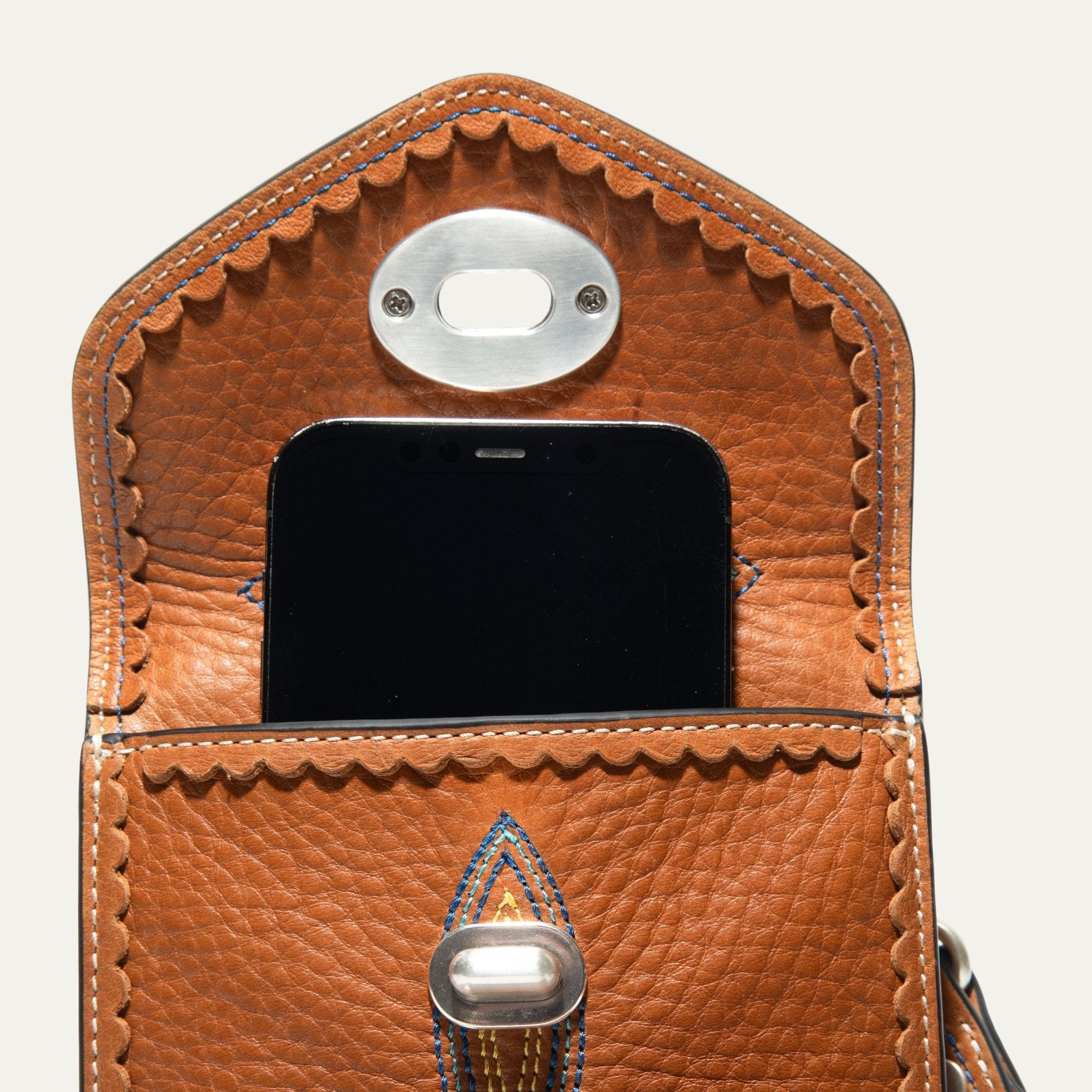 LASSO PHONE CROSSBODY - Overture Gifts