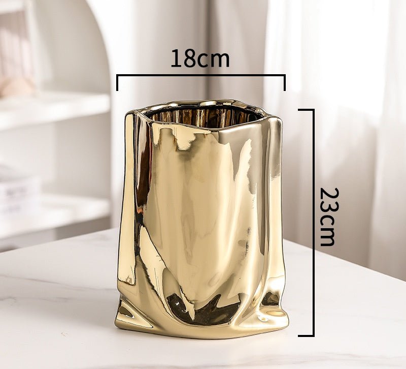 Minimally designed ceramic pleated electroplated vase for hydroponic cultivation of fresh flowers and dried flowers - Overture Gifts