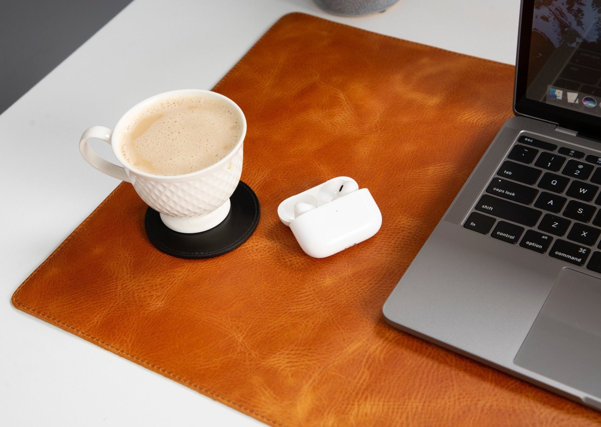 Natural Leather Desk Mat (91 cm x 48 cm) - Overture Gifts