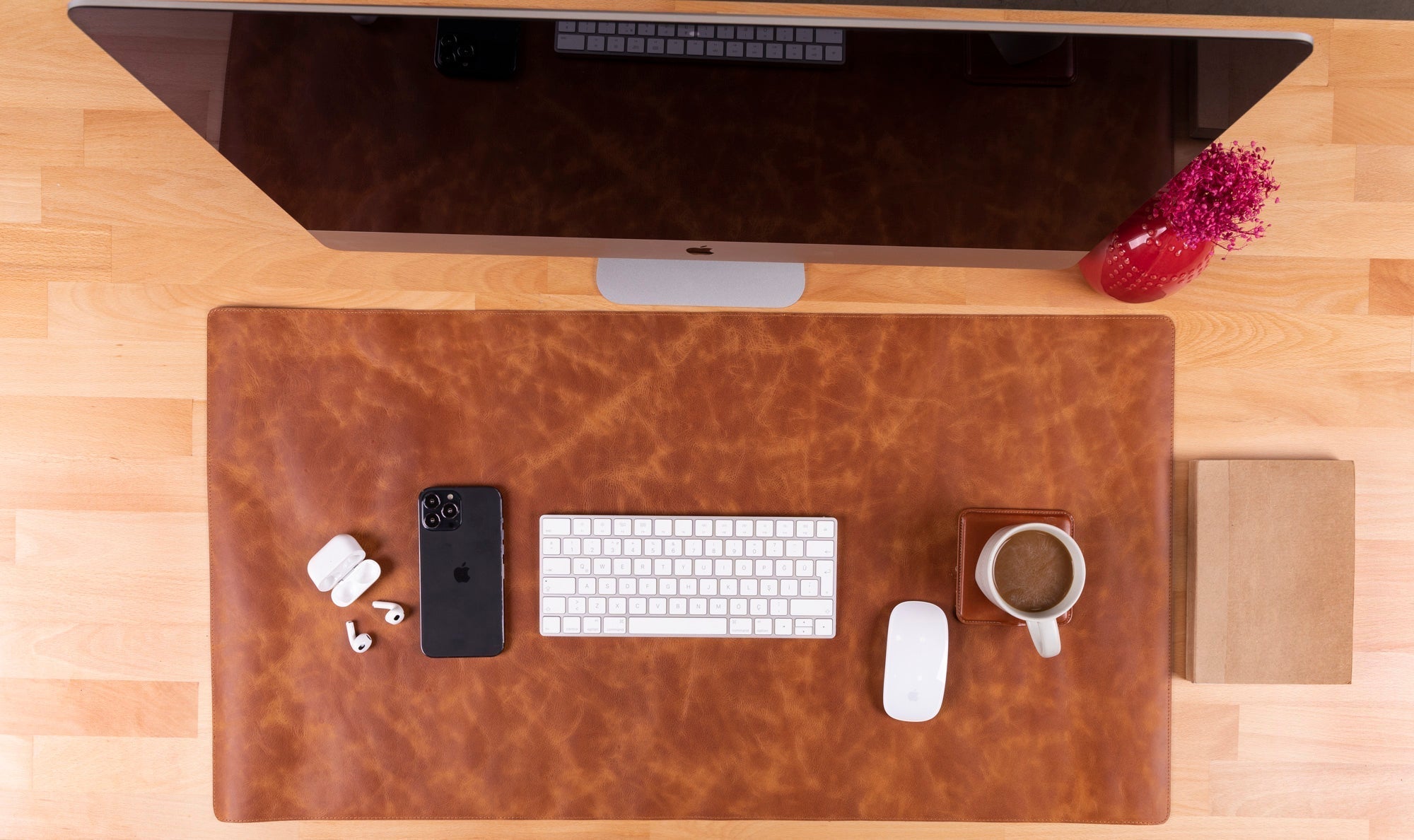 Natural Leather Desk Mat (91 cm x 48 cm) - Overture Gifts