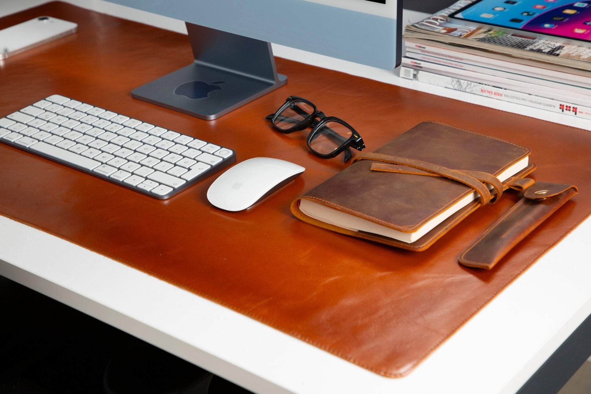 Natural Leather Desk Mat (91 cm x 48 cm) - Overture Gifts