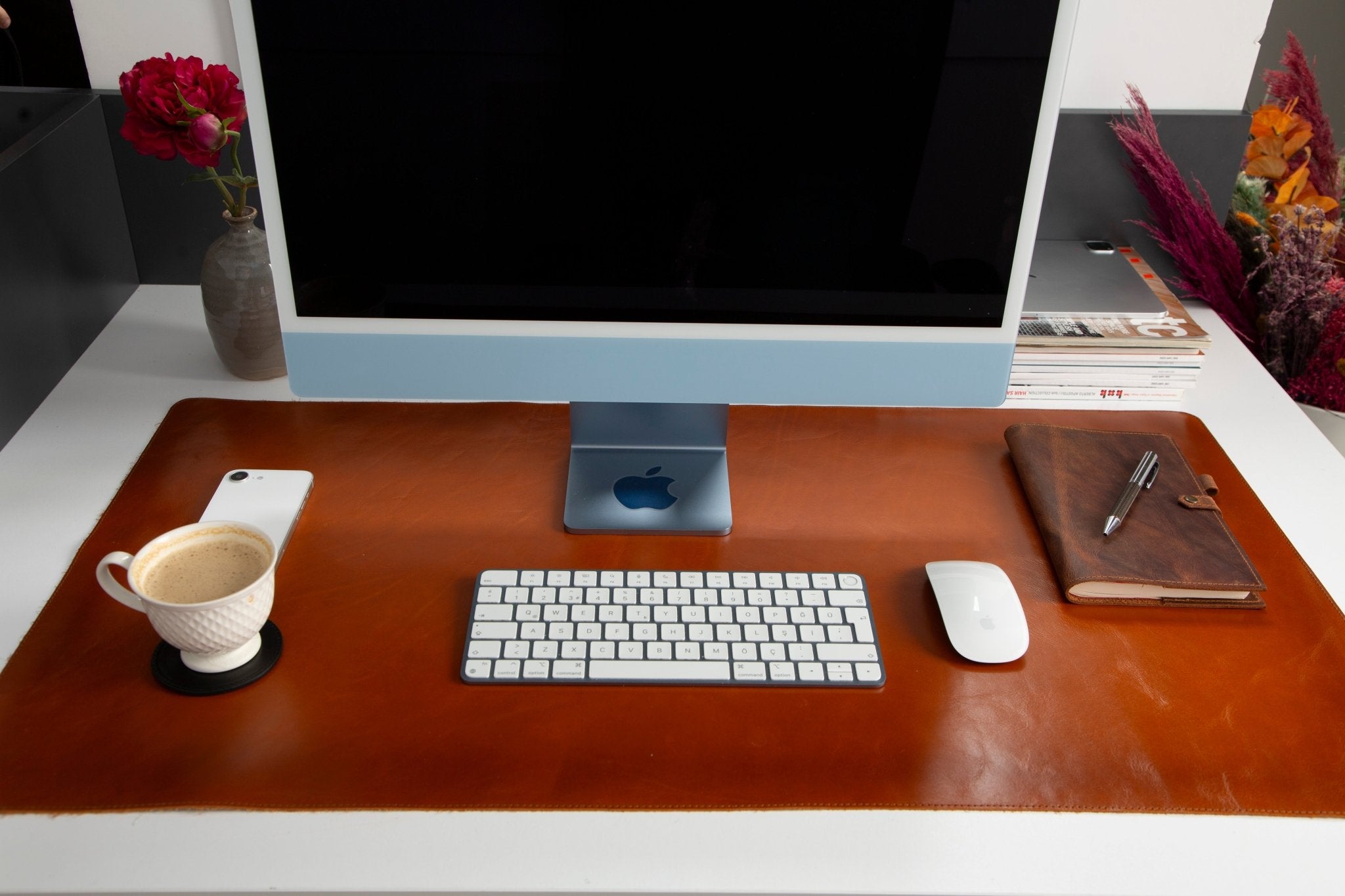 Natural Leather Desk Mat (91 cm x 48 cm) - Overture Gifts