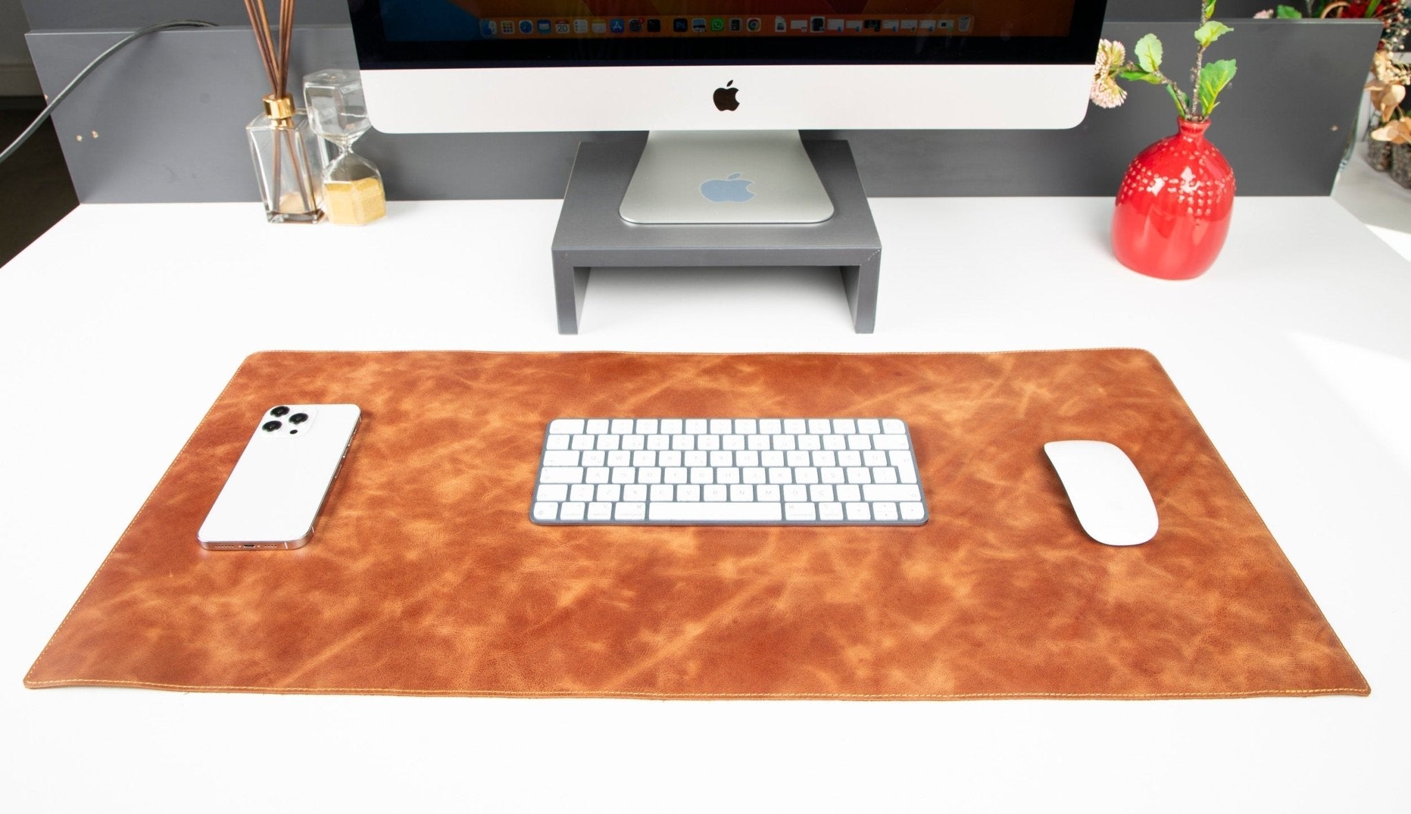 Natural Leather Desk Mat (91 cm x 48 cm) - Overture Gifts