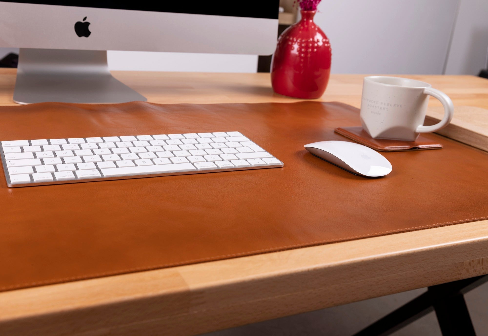 Natural Leather Desk Mat (91 cm x 48 cm) - Overture Gifts
