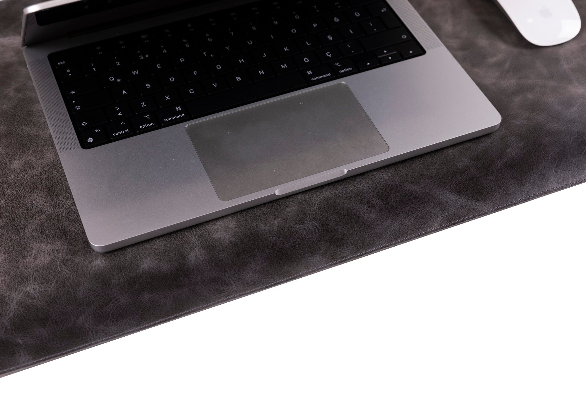 Natural Leather Desk Mat (91 cm x 48 cm) - Overture Gifts