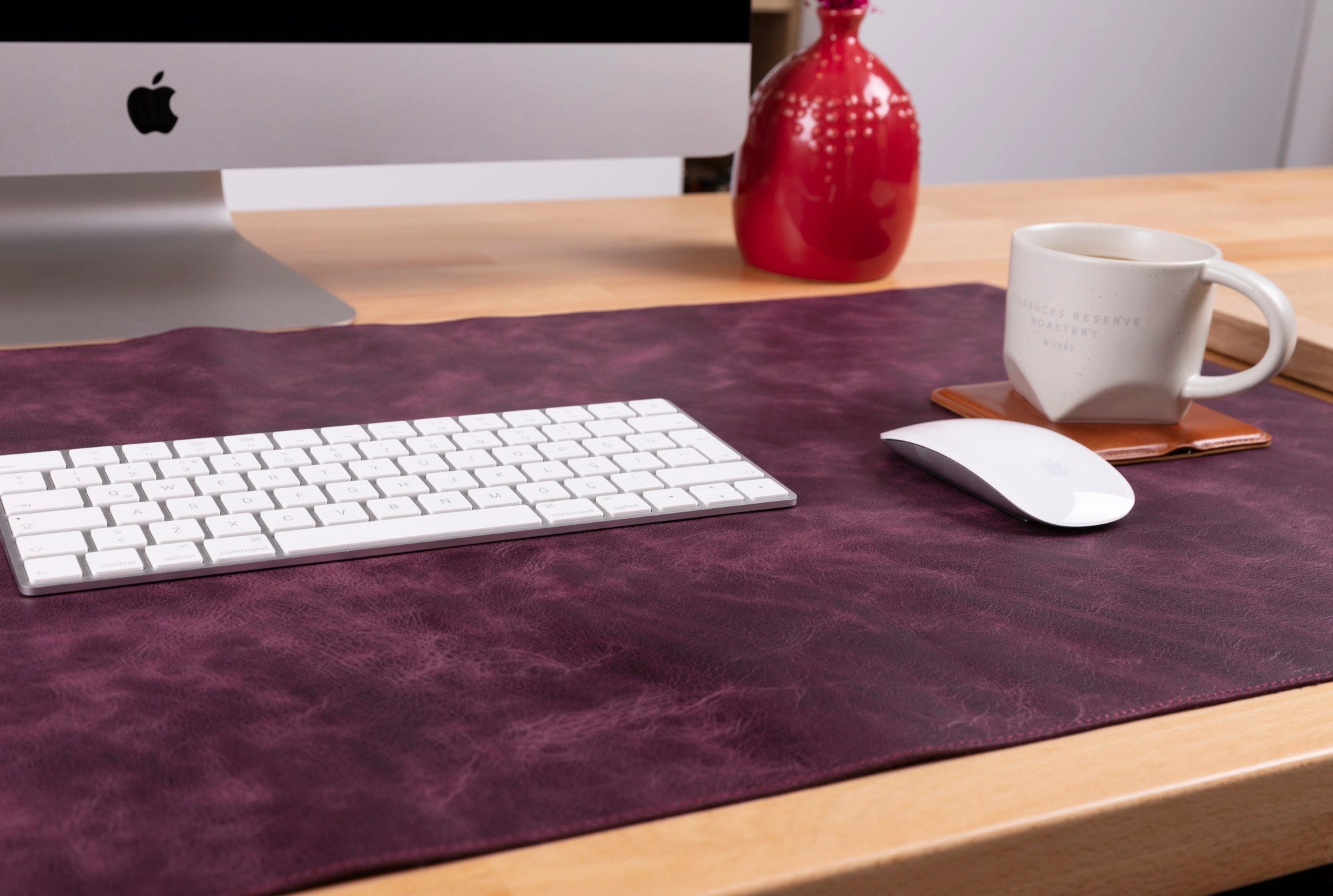 Natural Leather Desk Mat (91 cm x 48 cm) - Overture Gifts