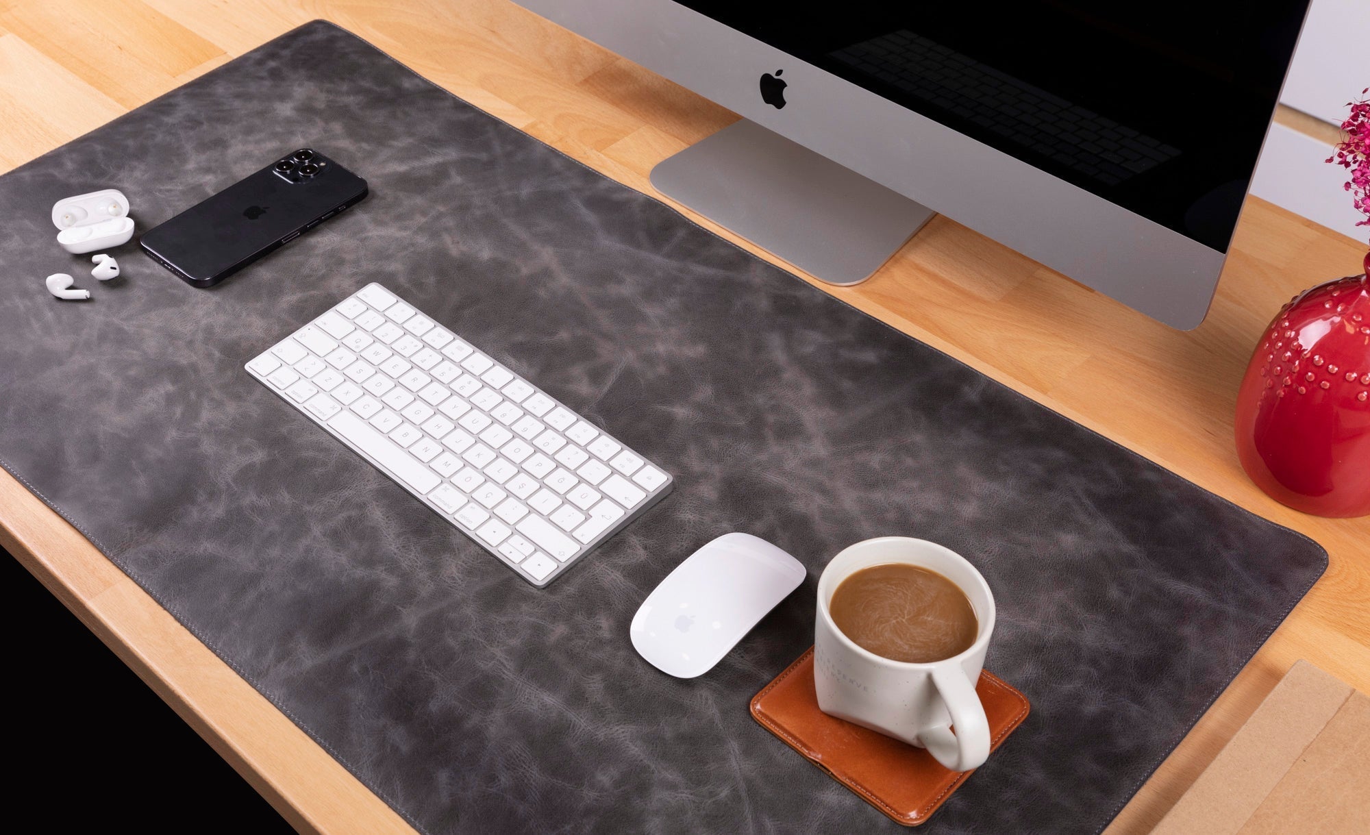 Natural Leather Desk Mat (91 cm x 48 cm) - Overture Gifts