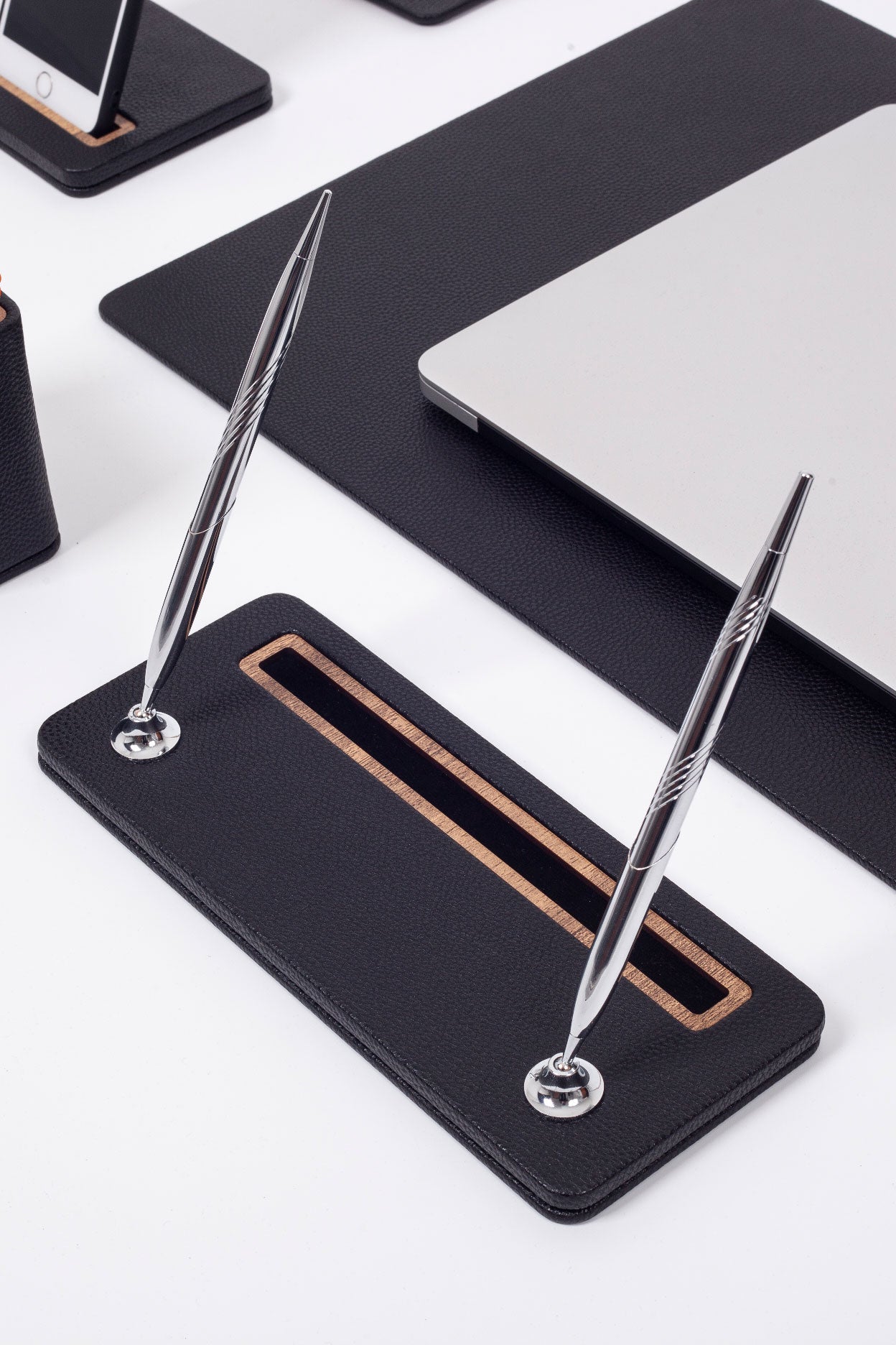 Pera Leather Desk Set 6 Pieces - Overture Gifts