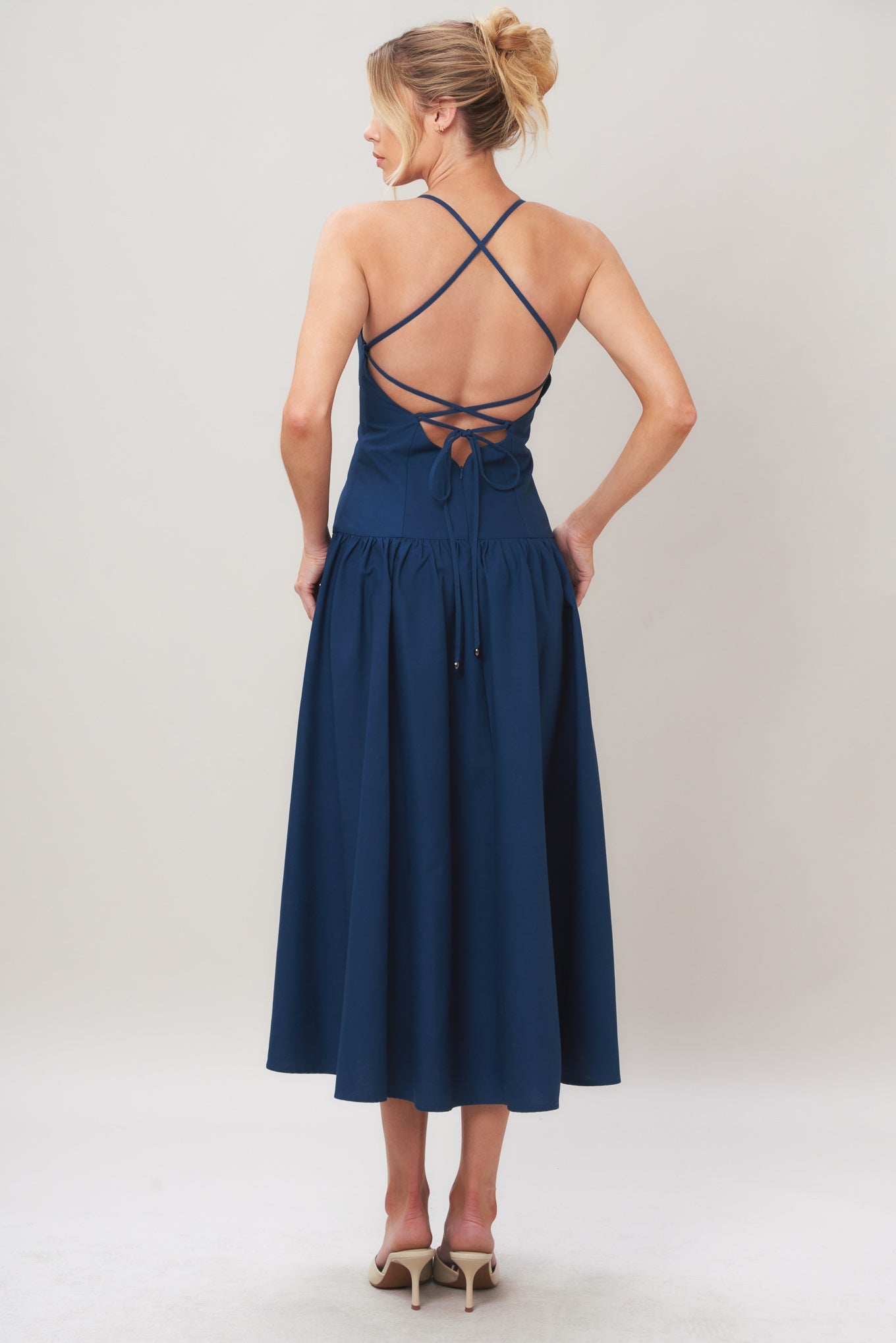REFINED FLOW WOVEN MIDI DRESS - Overture Gifts