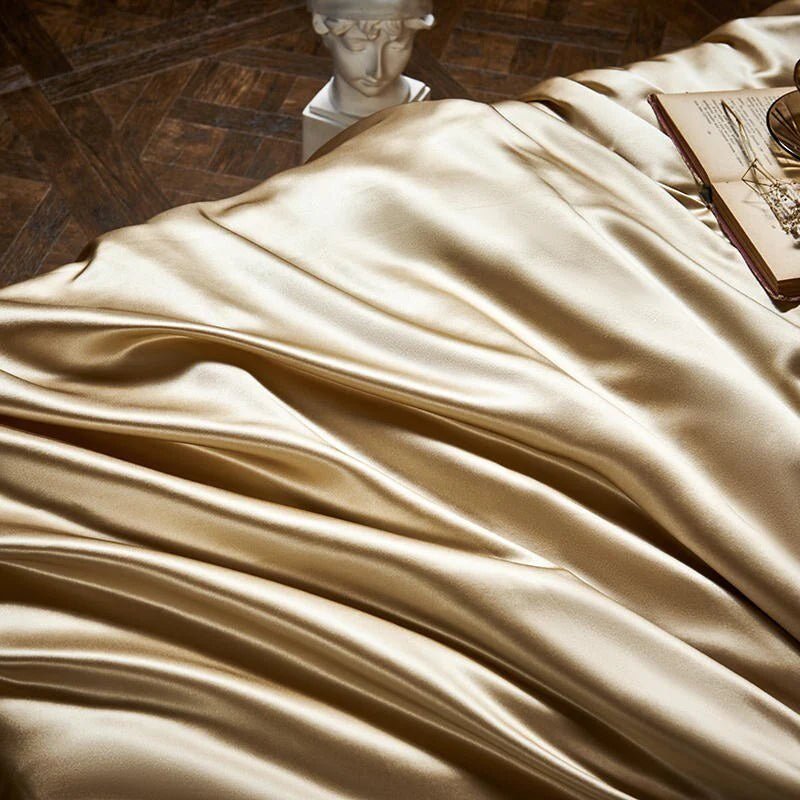 Royalis Rose Gold Luxury Pure Mulberry Silk Bedding Set | 3CARATS - Overture Gifts