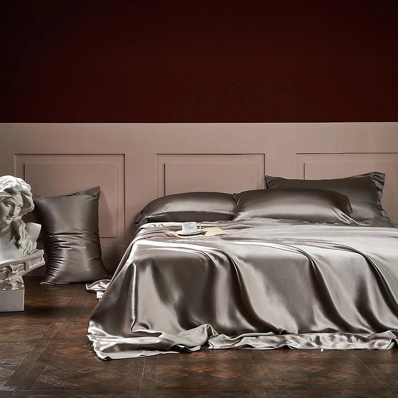 Royalis Rose Gold Luxury Pure Mulberry Silk Bedding Set | 3CARATS - Overture Gifts