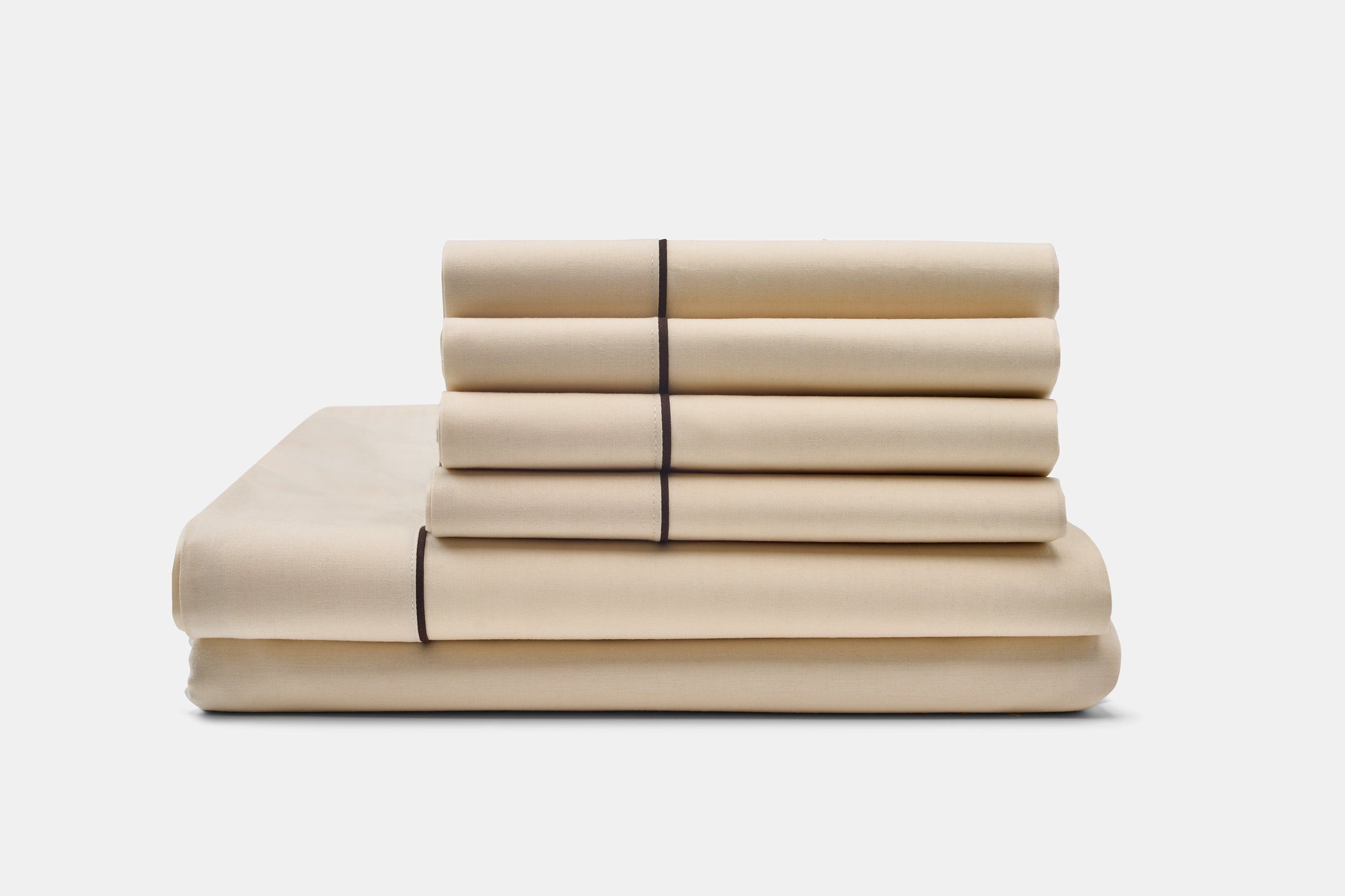 Cotton Percale Bed Sheet Set with Classic Piping Design