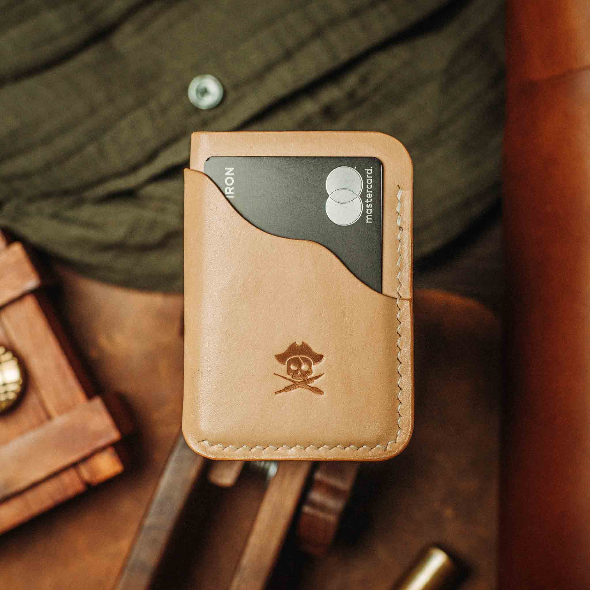 Venturer v2 – Minimalist Leather Wallet - Overture Gifts