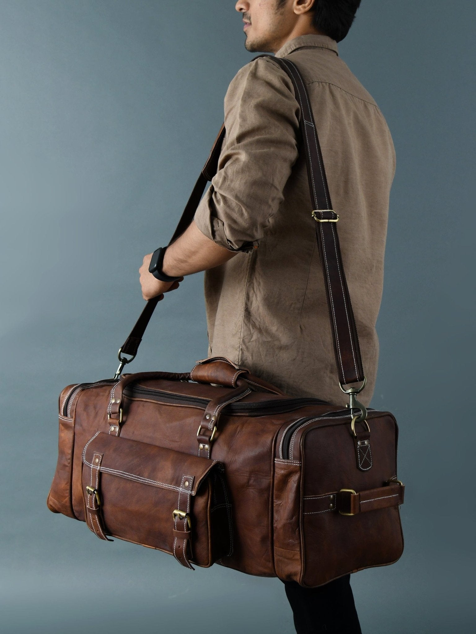 Walker Leather Weekender Bag + Free Toiletry - Overture Gifts