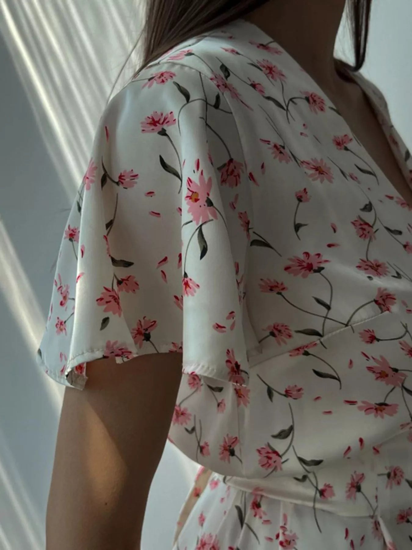 Floral Print V-Neck Flutter Sleeves Midi Dress