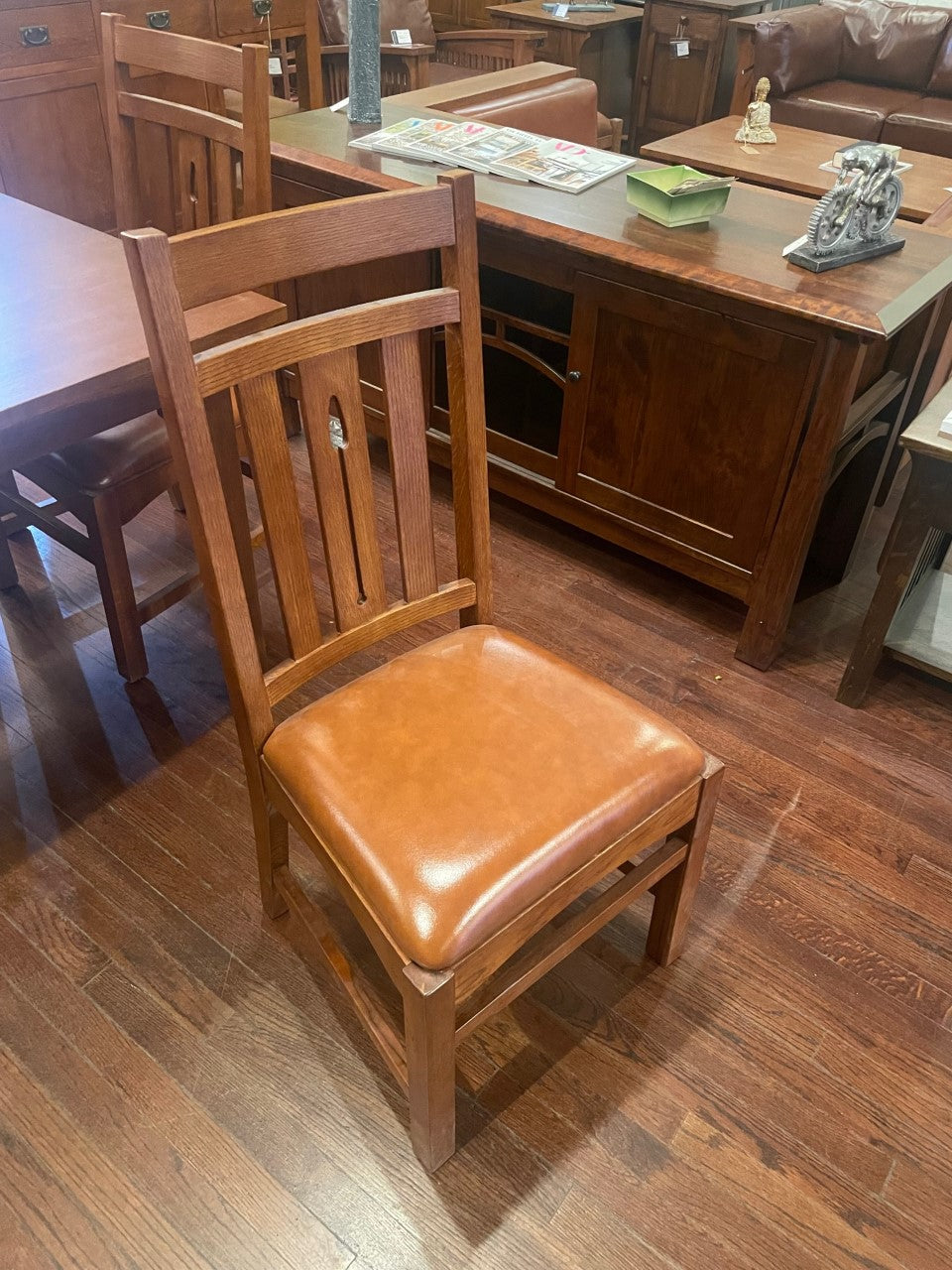 Mission Quarter Sawn White Oak Square Dining Table Set Michael's Cherry