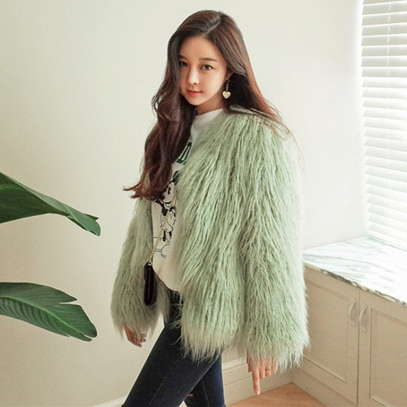 Women's Solid Color Short Faux Shearling Fur Coat