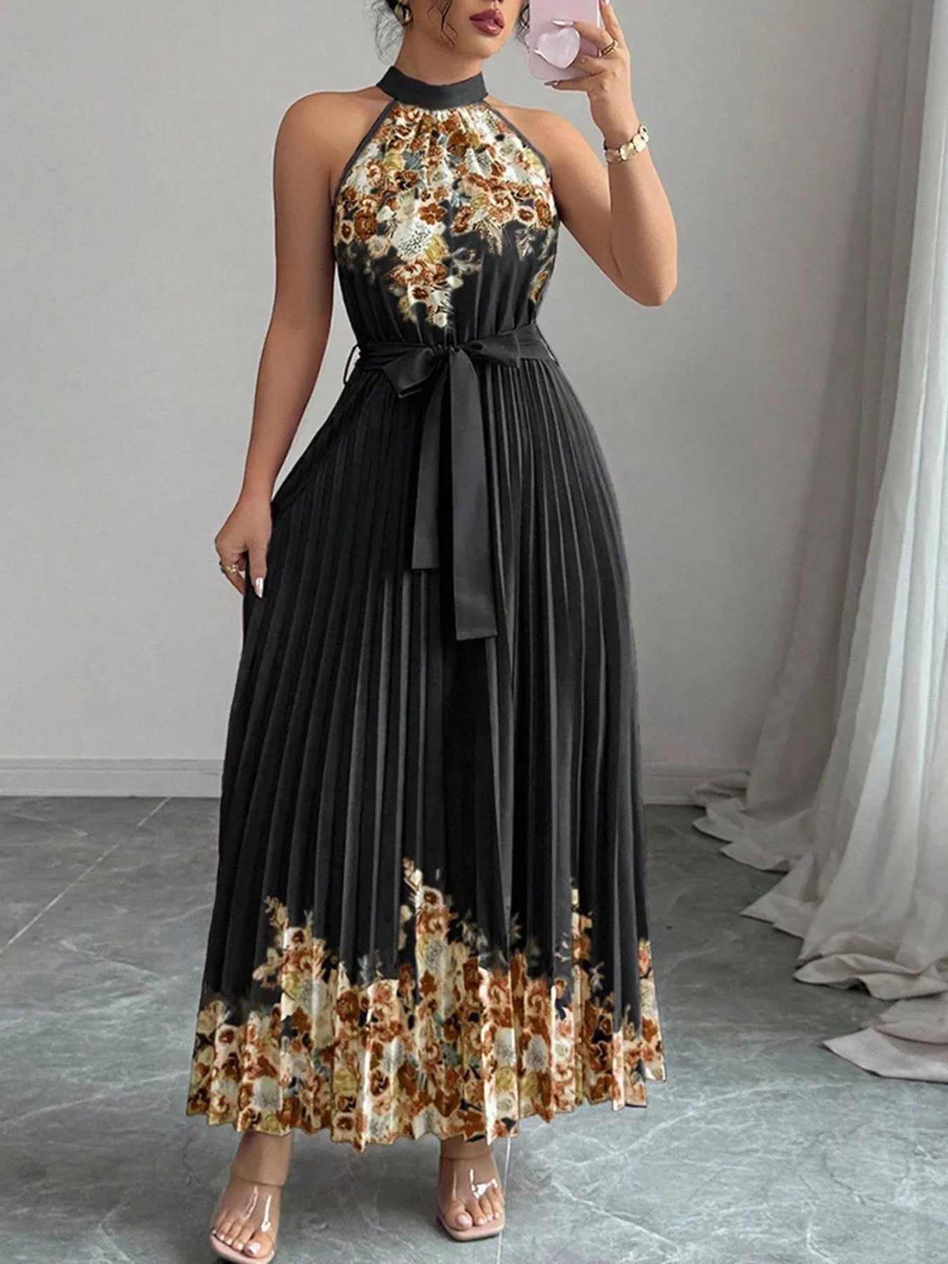 Halter Neck Floral Print Pleated Maxi Dress