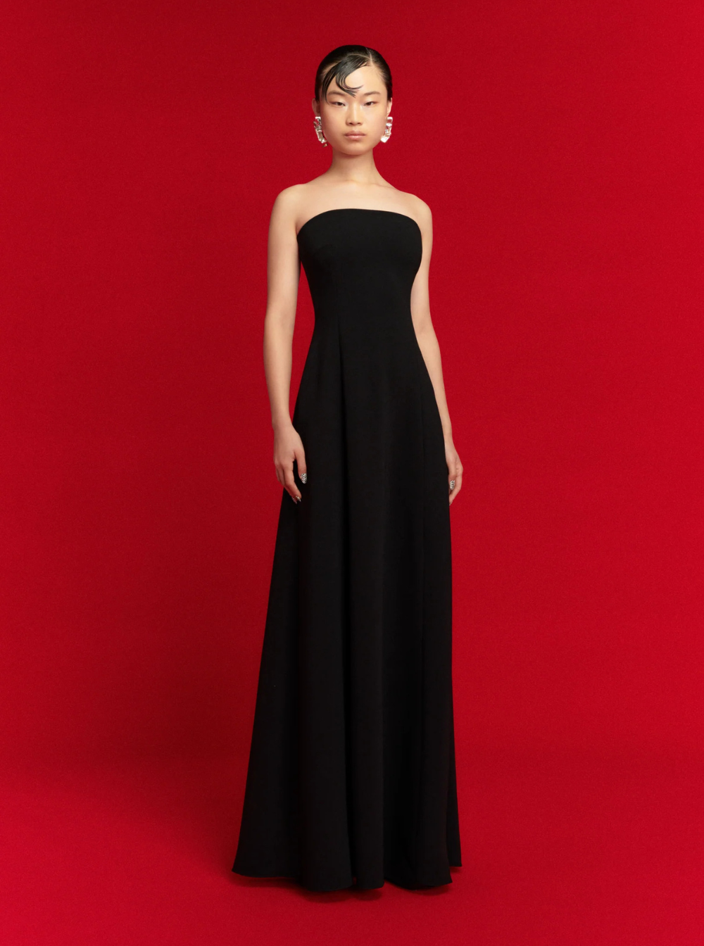 Solace London Women 'Helena' Black Long Dress With Bare Shoulder And Flared Hem In Twill Woman