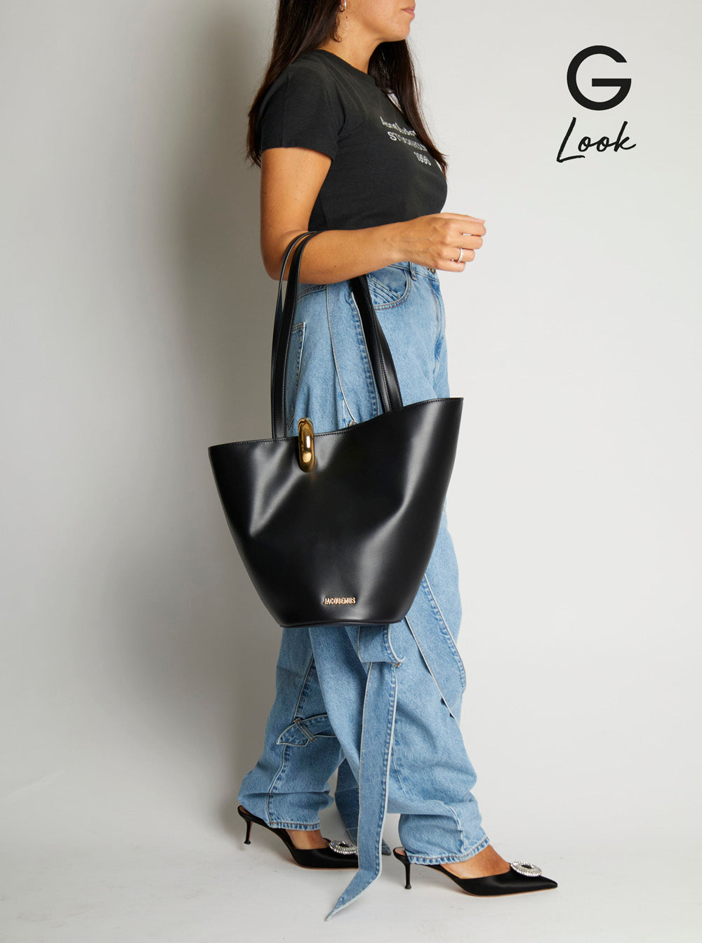 Jacquemus Women 'Le Bambola' Black Medium Shoulder Bag With Impressed Logo Lettering On The Front And Ring Closure On The Front In Leather For Women
