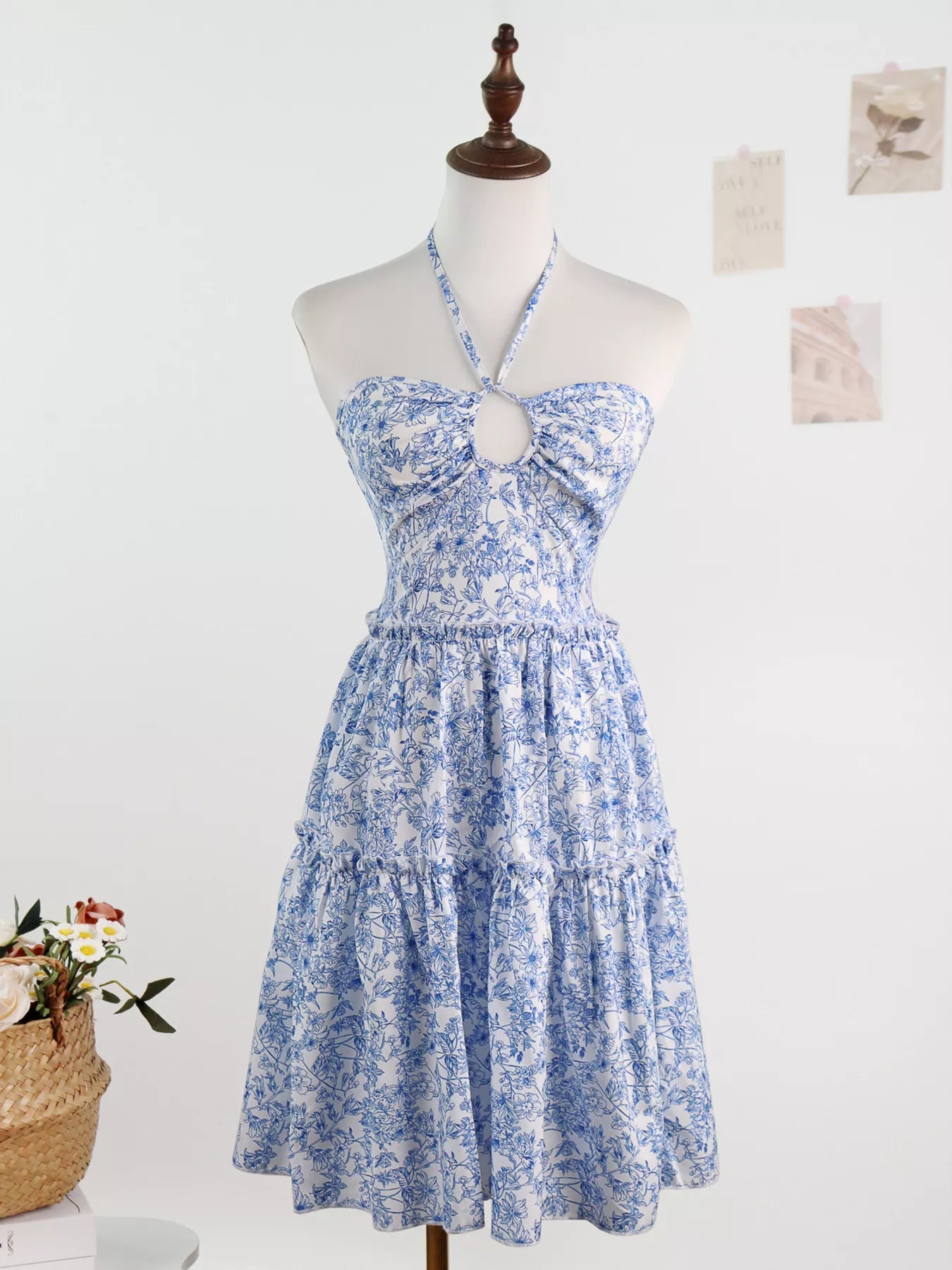 Floral Print Halter Neck Ruffle Hem Summer Dress
