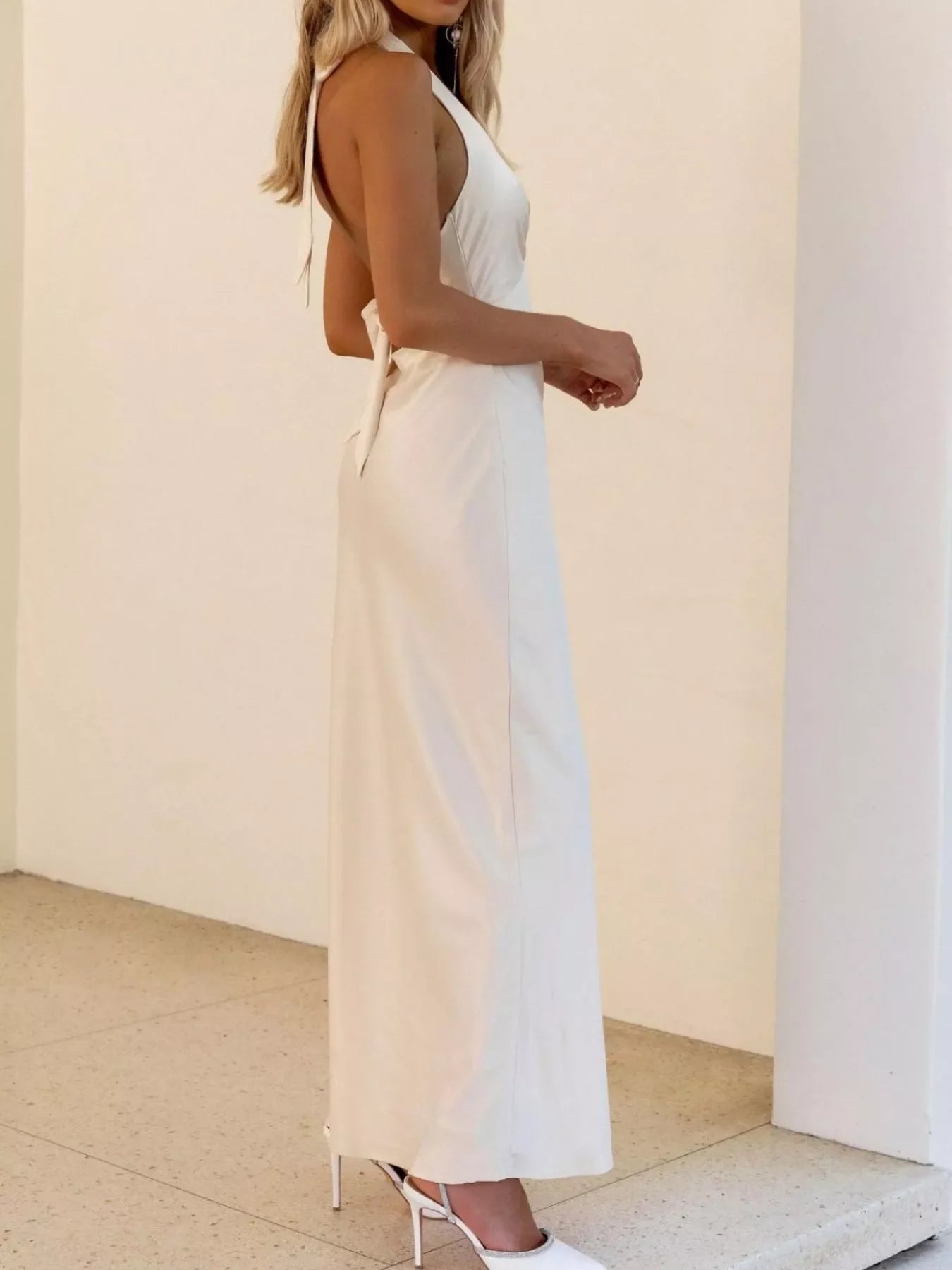 Halter Neck Sleeveless Maxi Dress