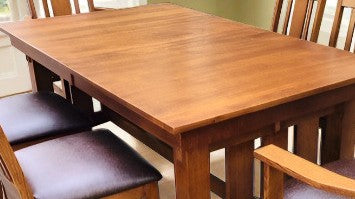 Mission Quarter Sawn Oak Dining Table and Chairs Set (2 Colors Available)