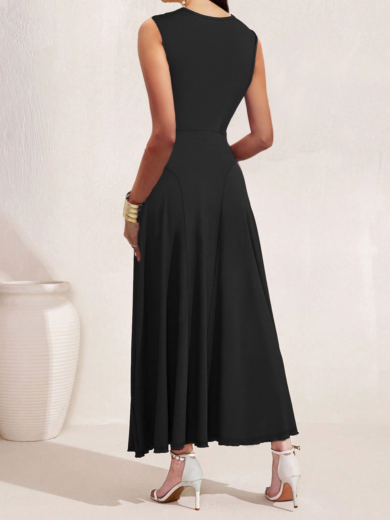 Crisscross Halter Neck A-Line Midi Dress