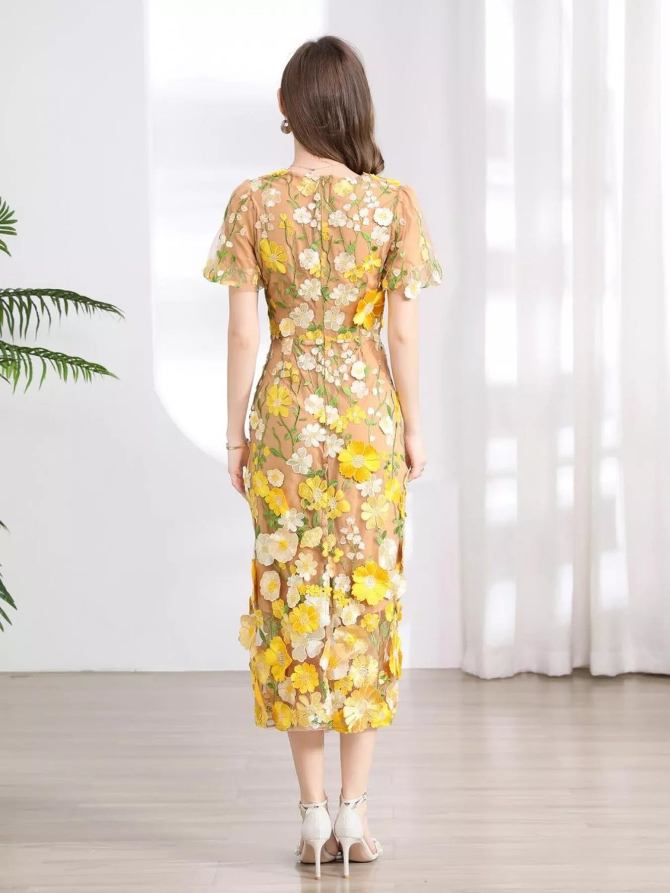 Floral Embroidered Puff Sleeve Midi Dress
