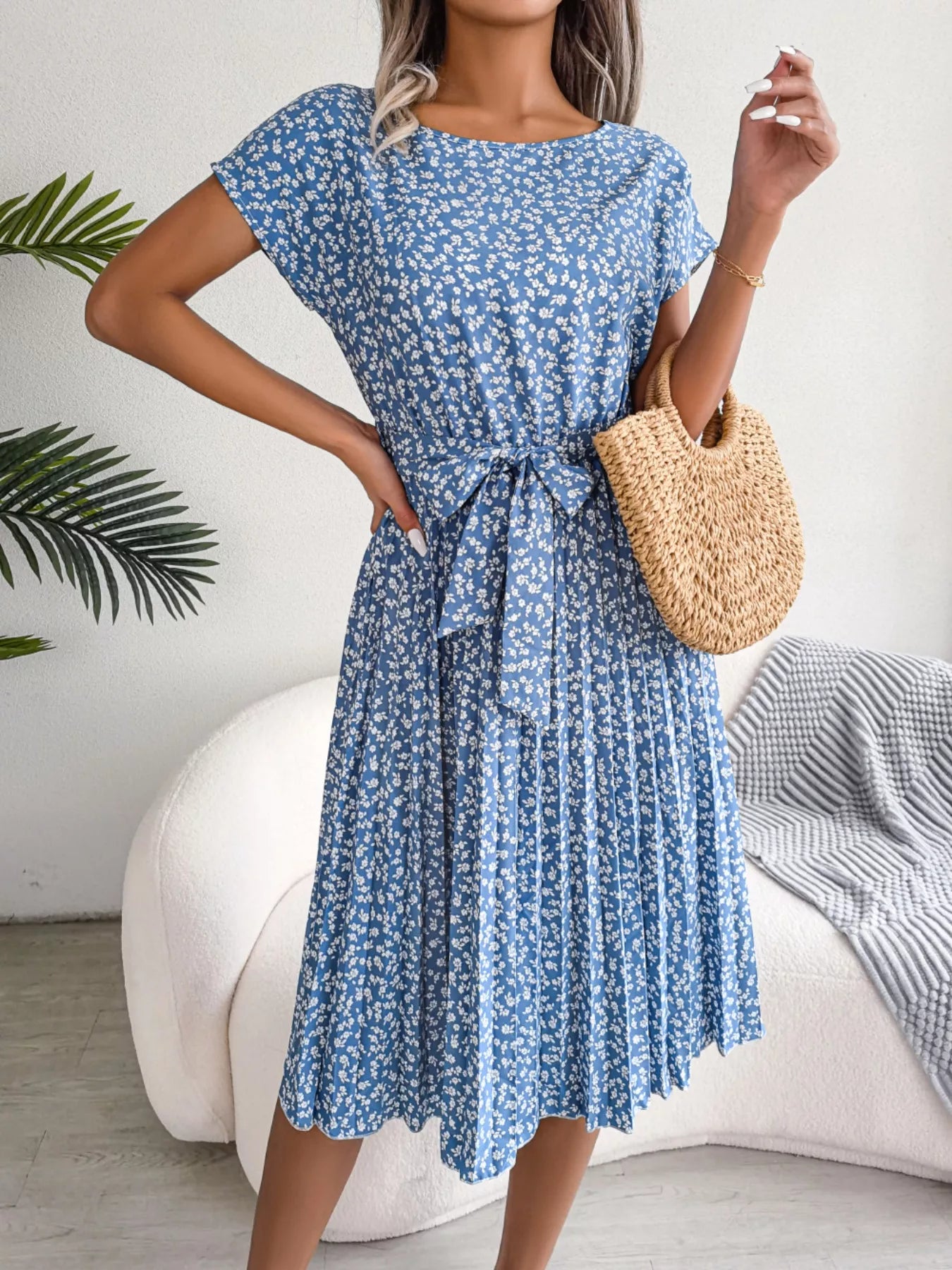 Floral Print Pleated Midi Dress with Belt