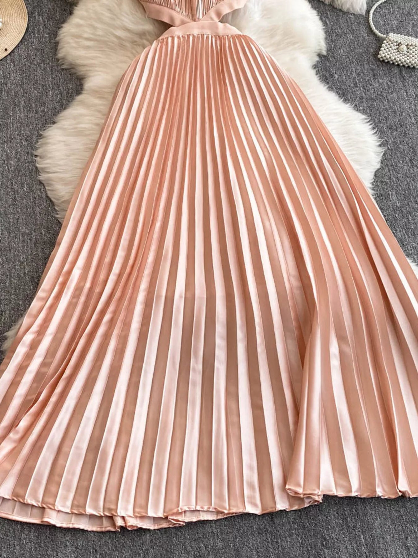 Halter Neck Pleated Maxi Dress